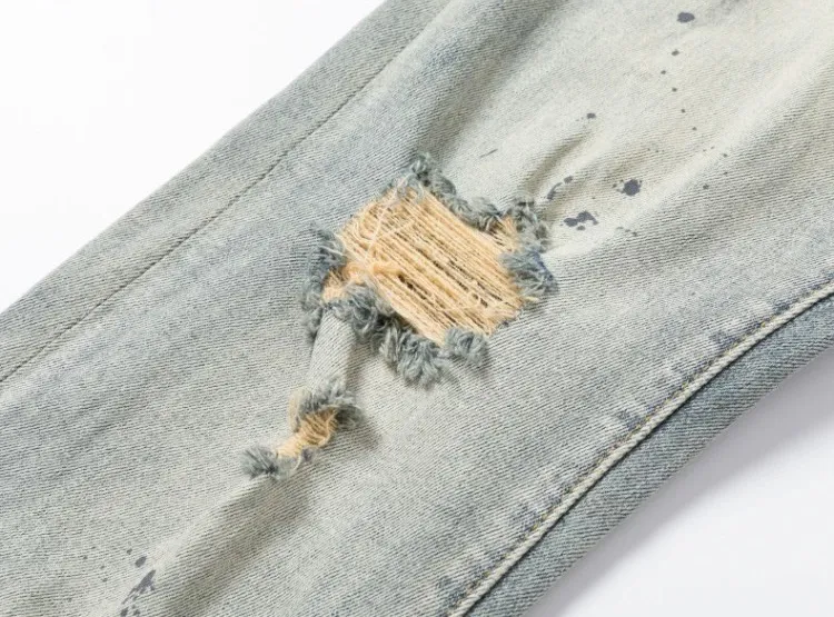 #N22 P246💰 (Top version) AMIRI hot high street jeans slim fit stretch washed knife cut trousers for men AMIRI amiri is transliterated as Emil, which is the name of the founder. Mike Amiri, the founder of amiri, grew up in Los Angeles, USA. He was influenced by local street culture and Punk Rock since childhood, so he founded the amiri brand named after himself. A variety of trendy clothing meets the needs of different fashion players. Amiri clothing has novel and unique styles and is a well-known street brand in the United States. The styles and styles of many clothes are loved by many street photographers. The various clothing styles meet the dressing needs of different people, show their unique temperament, and show the trend of dressing. amiri's jeans are relatively famous. Not only do they have many styles, but the quality of the jeans is also very good. Many celebrities have also worn amiri brand jeans. Color: Picture color Size: 28, 30, 32, 34, 36 28 30 32 34 36 Waist 71 76 81 86 91 Qianlang 26.5 27.5 28.5 29.5 30.5 Hou Lang 37 38 39 40 41 Foot 14 14.8 15.6 16.4 17.2 Foreign Minister 100 102 104 106 107