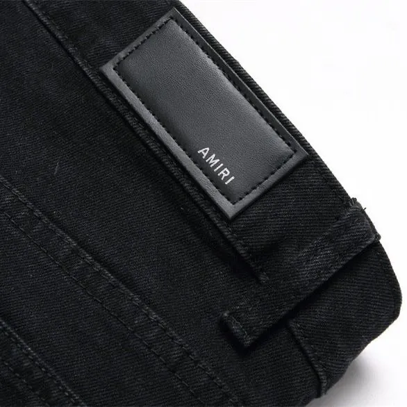 #M57 P168💰 AMIRI patch embroidery jeans trousers AMIRI high street basic ripped tight elastic jeans trousers amiri brand jeans break the production process and cutting of the original jeans, the fabrics are softer and more comfortable Hand-sewn collar label Customized logo buttons Genuine leather tag Color: Picture color Size: 30-32-34-36