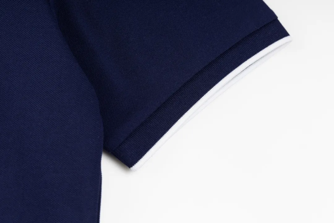 P180 AMIRI/Amiri, the American fashion brand's 2025 spring and summer Polo shirt, the same style is sold at the counter, customized fabrics, excellent texture, contrasting color splicing, ready-made clothes with stylish drapes, comfortable to wear and skin-friendly, heavy workmanship to create the original logo, complete three labels, excellent upper body effect, original purchase, a must-have for men's wardrobe. Color: royal blue Size: M-3XL