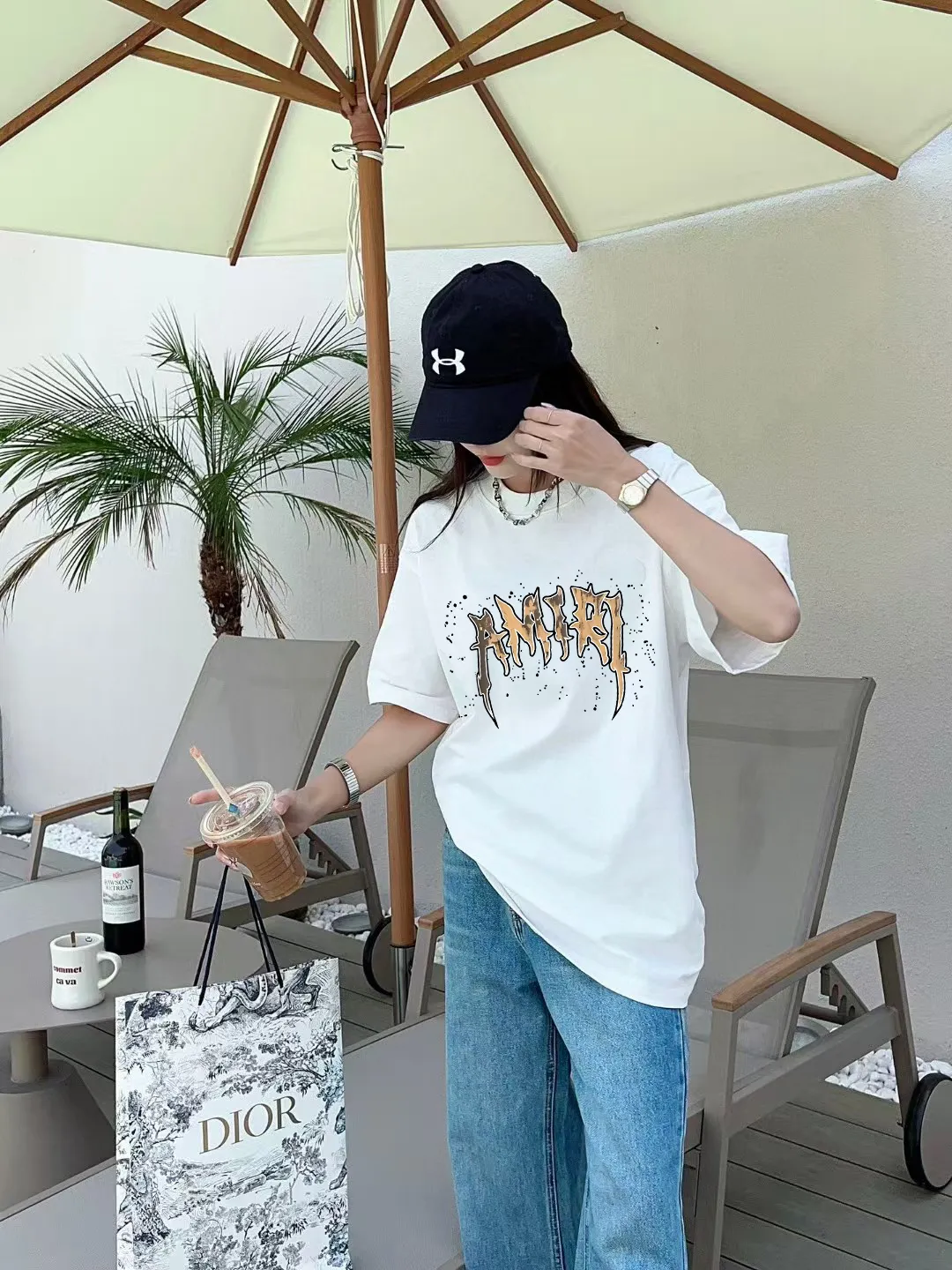 P140 [AMIRI] 2025FW short-sleeved T-shirt LOGO printing, high-end 26s double yarn 300g fabric, heavy fabric, custom stretcher rib, same vat and dye, complete three standards, same style for men and women, color: black, white, gray, size: S M L XL 2XL