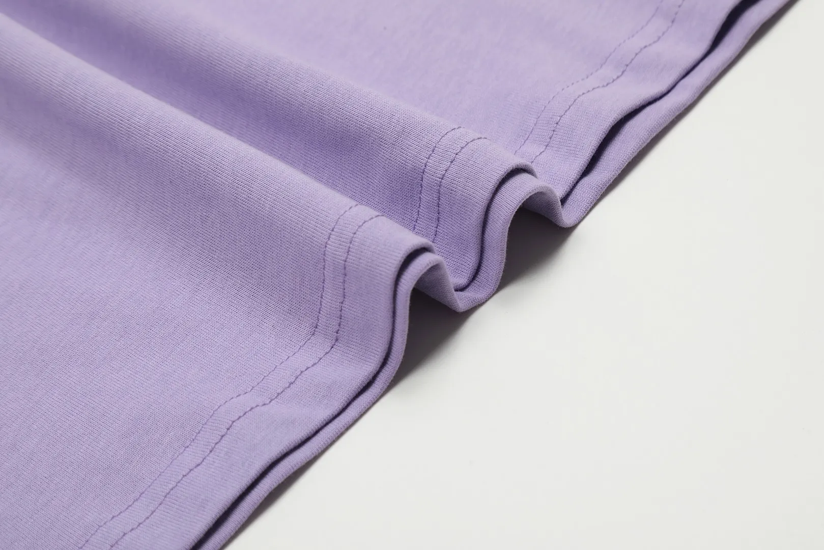 Ami Amy 2024ss autumn classic small embroidered love short sleeves ✅240G Xinjiang long-staple cotton top double yarn, shrinkage rate controlled at 2%, export-grade solid color quality, truly not easy to deform, shrink, and not fade ✅Maximum size can be worn 230 pounds, no pressure to export to Europe and the United States, size S-XL Color: 7 colors, white, black, gray, sky blue, navy, sapphire blue, dark green, coffee, brown, apricot Egg yolk, wine red, meat powder, taro purple