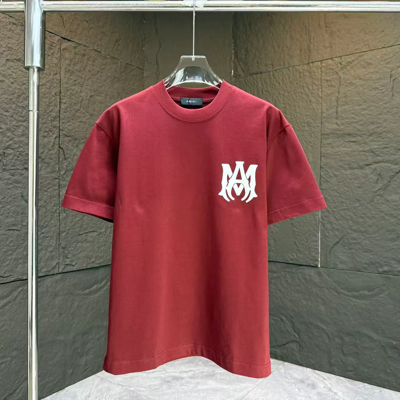 P150 AMIRI* 2025 autumn and winter new short-sleeved T-shirt Customized pure cotton letter logo three-dimensional foam Color: black white clever color dark red Size: S M L XL XXL