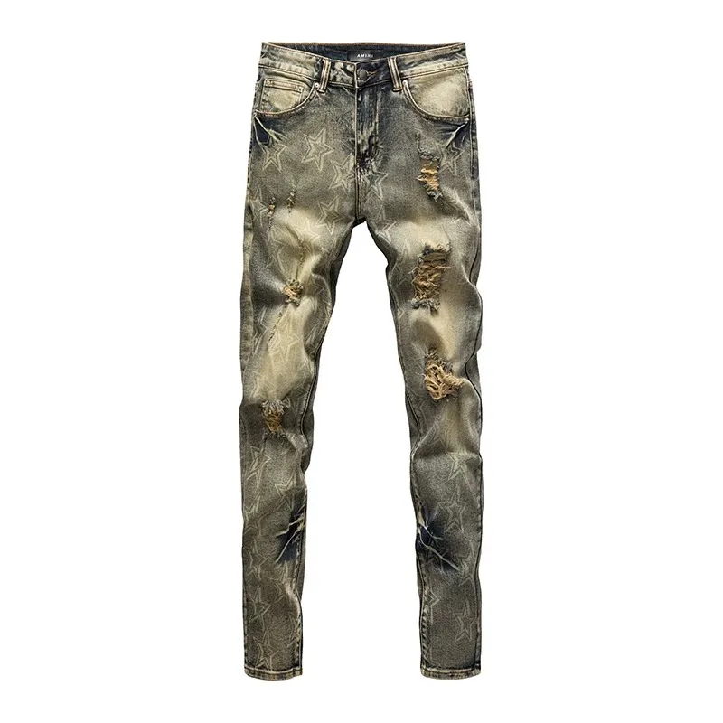 #N19 P246💰 (Top version) AMIRI hot high street jeans slim fit stretch washed knife cut trousers men's fashion AMIRI amiri is transliterated as Emil, which is the name of the founder. Mike Amiri, the founder of amiri, grew up in Los Angeles, USA. He was influenced by local street culture and Punk Rock since childhood, so he founded the amiri brand named after himself. A variety of trendy brand clothing meets the needs of different fashion players. Amiri clothing has novel and unique styles and is a well-known street brand in the United States. The styles and styles of many clothes are loved by many street photographers. The various clothing styles meet the dressing needs of different people, show their unique temperament, and show the trend of dressing. amiri's jeans are relatively famous. Not only do they have many styles, but the quality of the jeans is also very good. Many celebrities have also worn amiri brand jeans. Color: Picture color Size: 28, 30, 32, 34, 36 28 30 32 34 36 Waist 71 76 81 86 91 Qianlang 26.5 27.5 28.5 29.5 30.5 Hou Lang 37 38 39 40 41 Foot 14 14.8 15.6 16.4 17.2 Foreign Minister 100 102 104 106 107