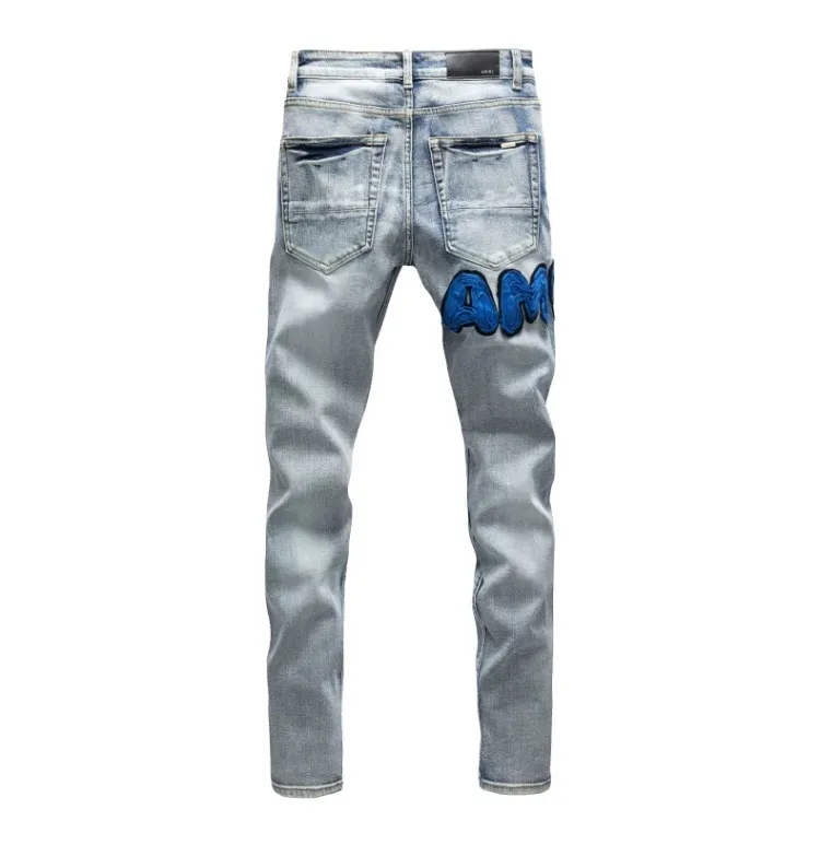 #N08 P246💰 (Extreme Version) AMIRI High Street Jeans Slim Fit Stretch Washed Knife Cut Hole Pants Men's Fashion AMIRI amiri is transliterated as Emil, which is the name of the founder. Mike Amiri, the founder of amiri, grew up in Los Angeles, USA. He was influenced by local street culture and Punk Rock since childhood, so he founded the amiri brand named after himself. A variety of trendy clothing meets the needs of different fashion players. Amiri clothing has novel and unique styles and is a well-known street brand in the United States. The styles and styles of many clothes are loved by many street photographers. The various clothing styles meet the dressing needs of different people, show their unique temperament, and show the trend of dressing. amiri's jeans are relatively famous. Not only do they have many styles, but the quality of the jeans is also very good. Many celebrities have also worn amiri brand jeans. Color: Picture color Size: 28, 30, 32, 34, 36 28 30 32 34 36 Waist 71 76 81 86 91 Qianlang 26.5 27.5 28.5 29.5 30.5 Hou Lang 37 38 39 40 41 Foot 14 14.8 15.6 16.4 17.2 Foreign Minister 100 102 104 106 107