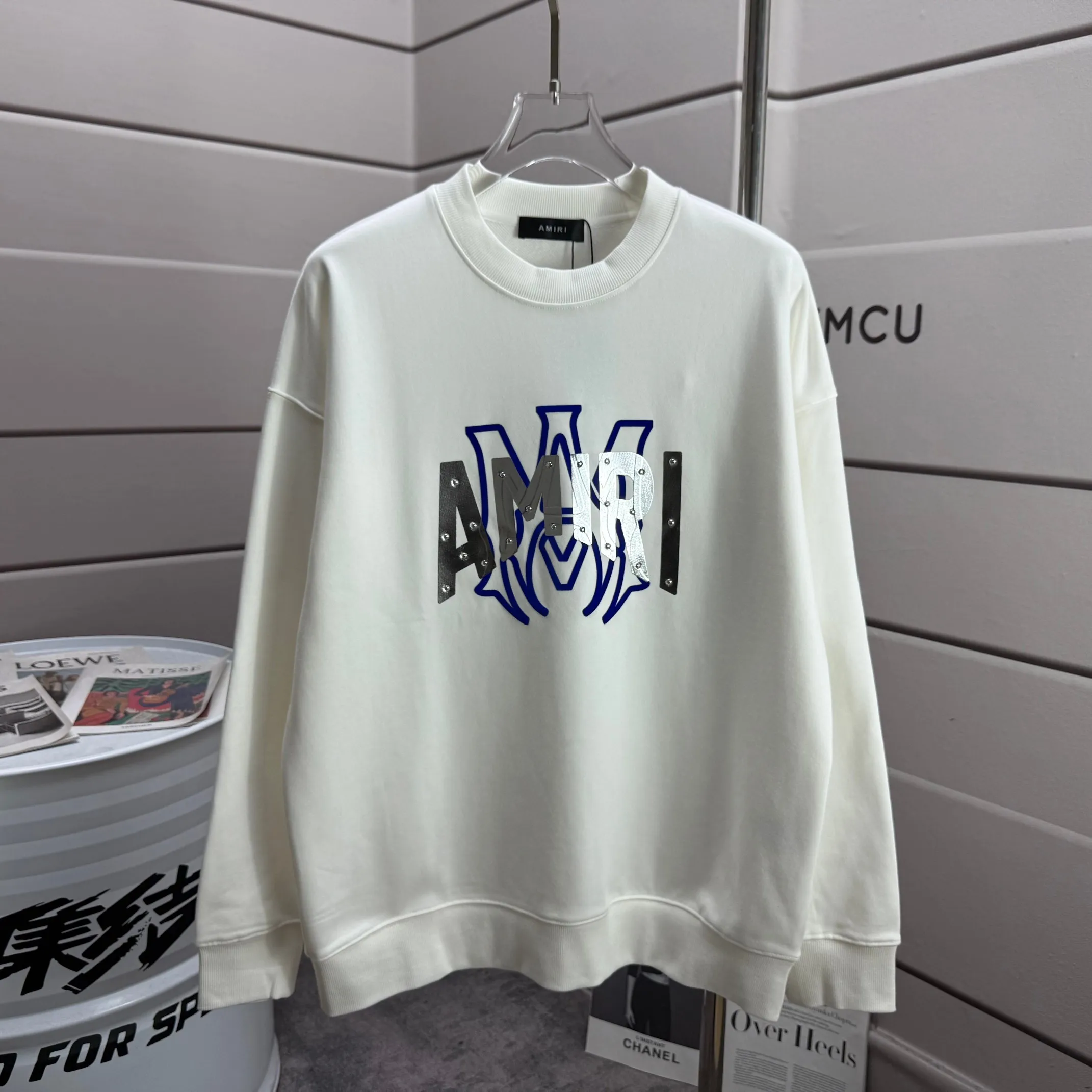 P220 Amiri* 2025 early autumn and winter new long-sleeved sweatshirt, classic letter silicone technology + three-dimensional flocking, custom terry fabric, round neck pullover, same style for men and women Color: black white Size: S (90-130 catties) M (120-150 catties) L (140-165 catties) XL (160-180 catties) XXL (180-210 pounds)