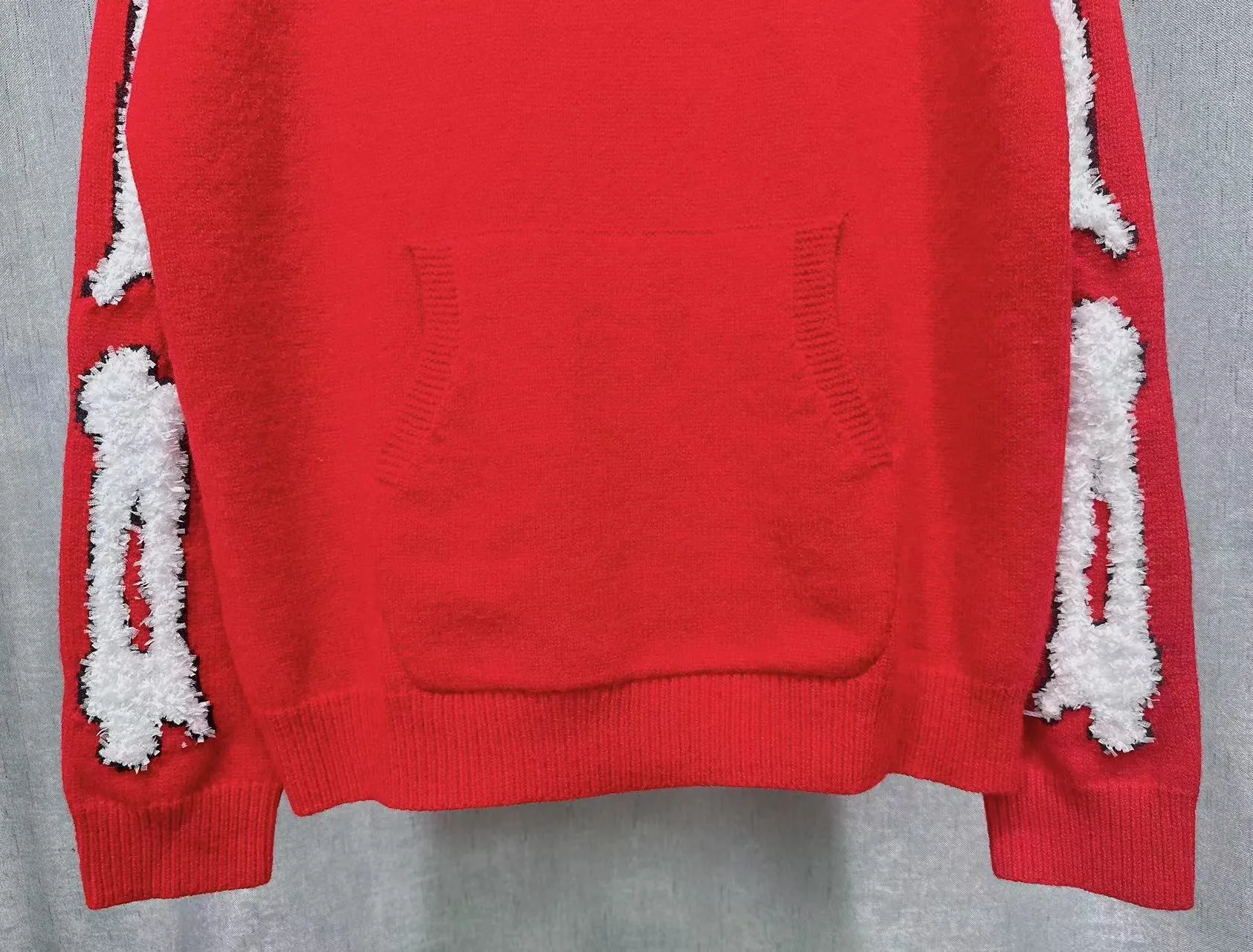 P290 🎉AMIRI new hooded sweater, logo embroidery on the chest + belly bag, 1:1 towel embroidery on the sleeves. Color: apricot white, red, gray, black, size: S M L XL XXL