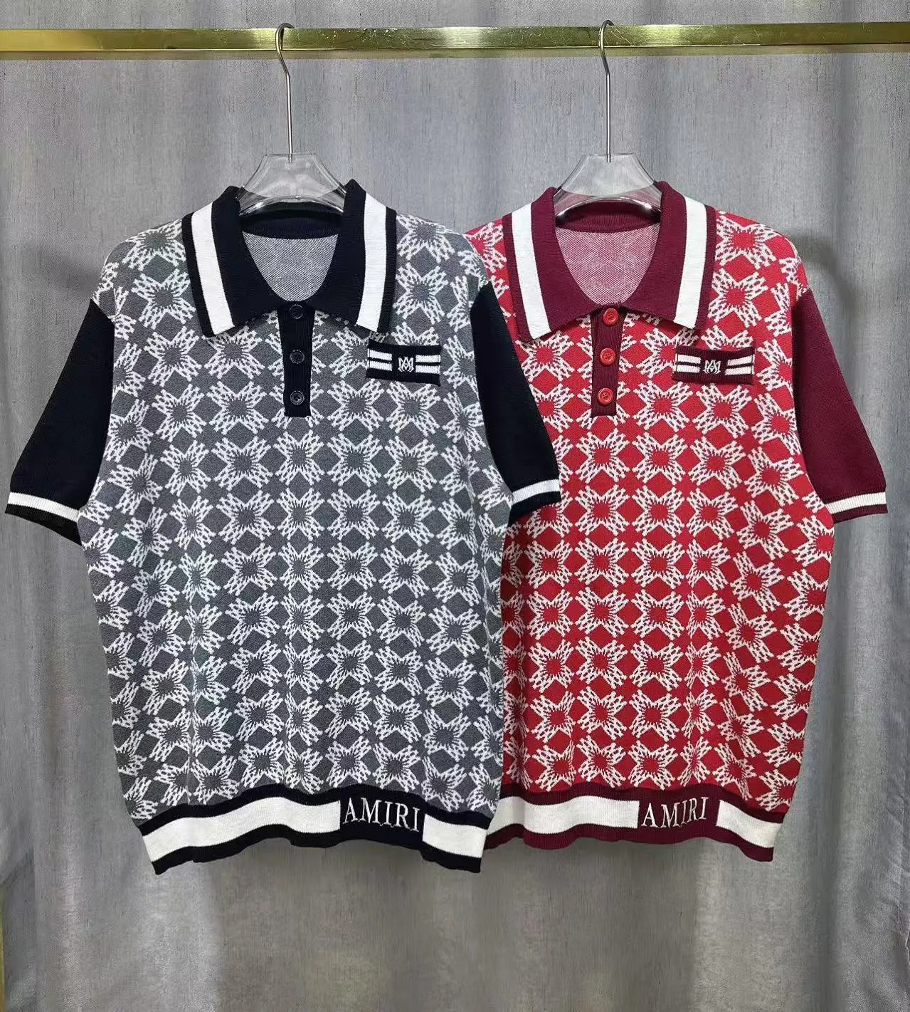 P250 🎉2025 AMIRI new summer sweater fabric POLO shirt with short sleeves, exclusive logo embroidery on the chest, embroidered letters on the hem, color: gray red, size: S M L XL XXL