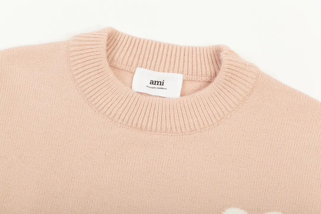 A8143# AMI Paris 2023 new autumn and winter big love alpaca blended soft and waxy knitted round neck cloud sweater Oversize version for men and women Color: blue yellow pink purple gray Size: S-XL
