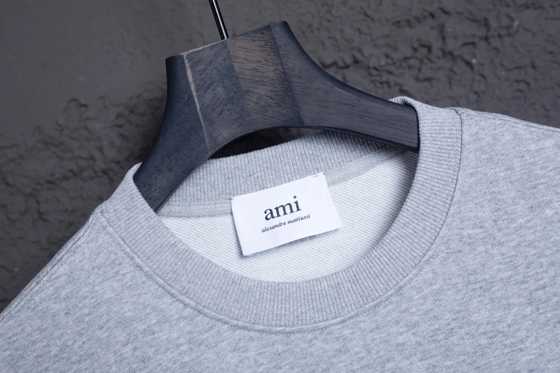 P146 AMI 25 autumn and winter new classic little love embroidered pullover sweatshirt, customized 360g pure cotton fabric, high version, new main wheat, washed wheat, same style for men and women, color: gray, size: S-XL
