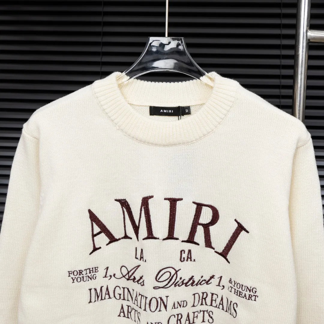 P290 Style: AMIRI high-density embroidered long-sleeved sweater Size: S-XXL Fabric: Wool blend Accessories: Full set of customized original accessories No gender distinction, same style for men and women