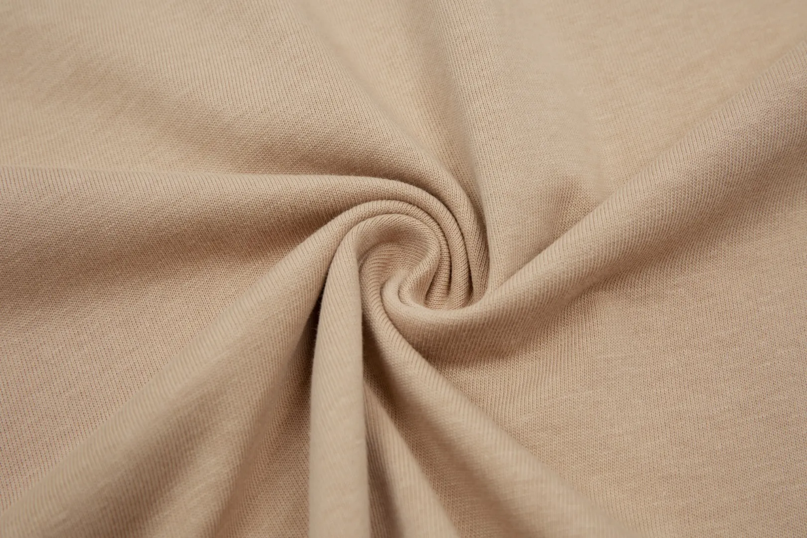 Ami Amy 2024ss autumn classic small embroidered love short sleeves ✅240G Xinjiang long-staple cotton top double yarn, shrinkage rate controlled at 2%, export-grade solid color quality, truly not easy to deform, shrink, and not fade ✅The maximum size can be worn 230 pounds, no pressure to export to Europe and the United States, sizes S-XL Color: 7 colors, white, black, gray, blue, navy, dark green, coffee