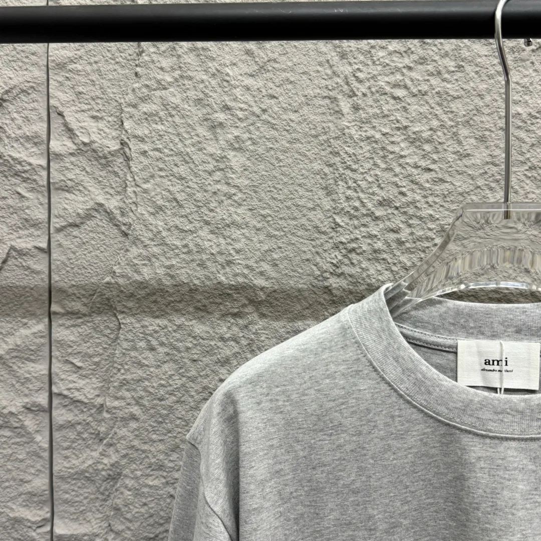 🅿️180 Ami* 2025 spring and summer new style Ami letter flocking technology Customized double yarn plain cotton fabric Short-sleeved T-shirt Uniform for men and women Color: black white floral gray Size: S (90-130 catties) M (120-150 catties) L (140-165 catties) XL (160-180 catties) XXL (180-210 pounds)