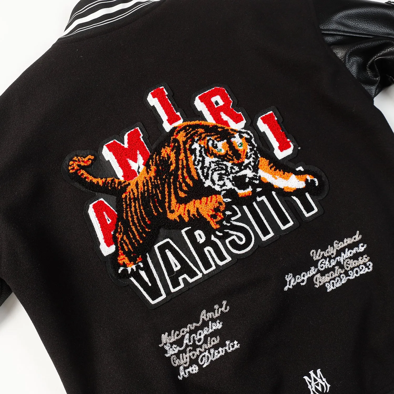 P400 model number 666 AMIRI's new baseball jacket with tiger towel embroidery and thousands of stitches embroidery, high weight dragon and phoenix nylon fabric with pebbled leather sleeves, heavy industry hardware restored one to one M L XL XXL