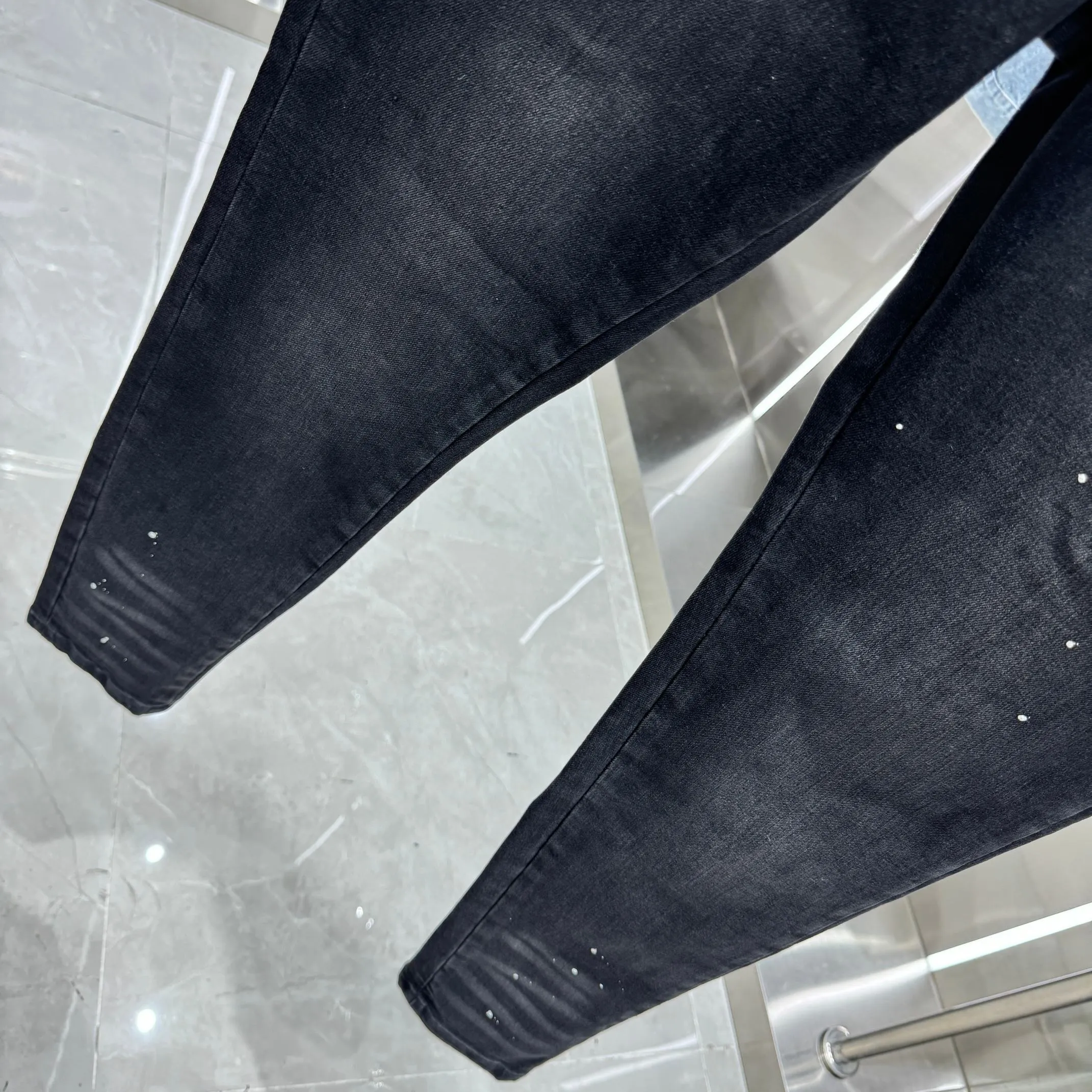 P290 Amiri graffiti patch pattern embroidered street fashion slim fit stretch jeans Color Black Size 30 32 34 36 38