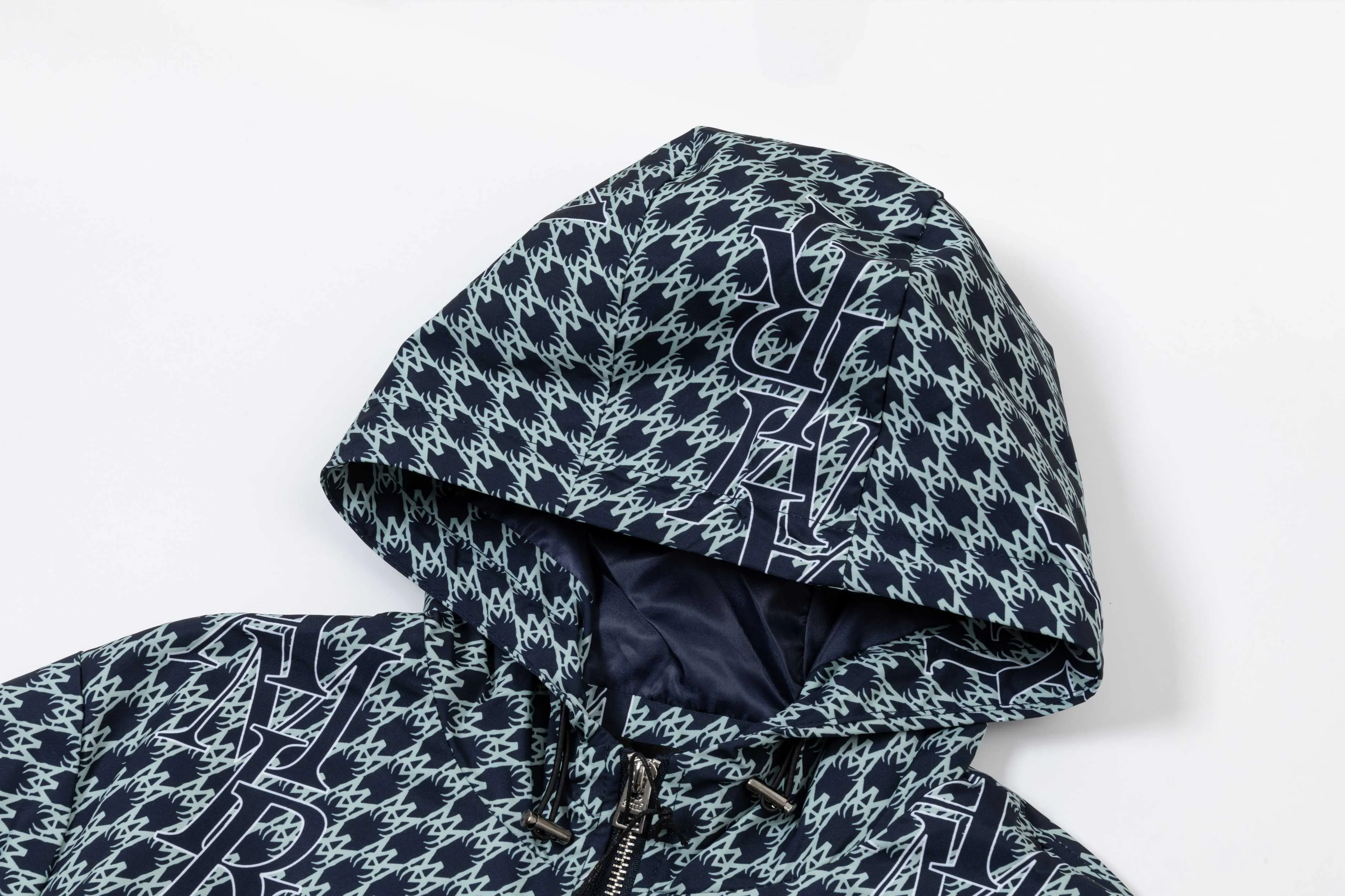 P320 2025 AMIRI... New style for autumn and winter Hardware Logo. High-quality hooded jacket. Mainly recommended version. Customized fabrics. Higher grade. High-density memory brushed lining. More fashionable and comfortable. High-standard customization. The upper body is very stylish. Classic and versatile. It can be matched with any fashion. The version is super good. It is recommended!  Color: Blue Green Size: M-4XL