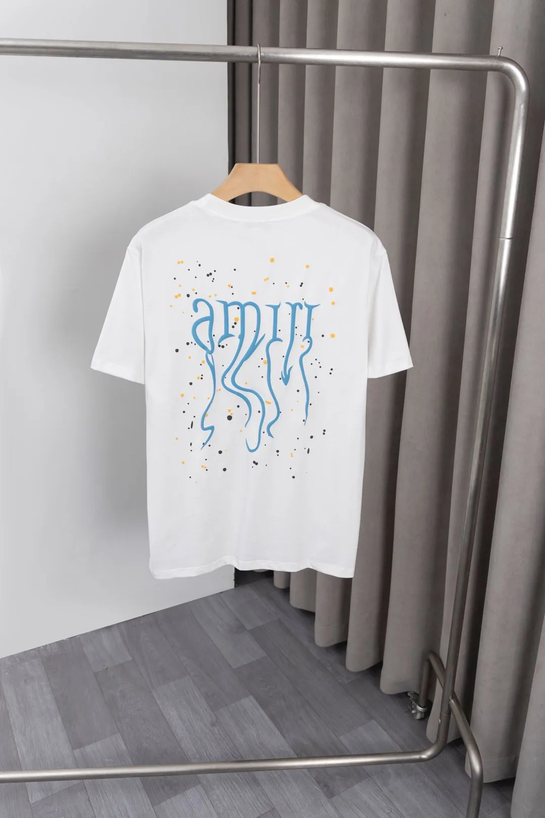 P134 S004 "𝙉𝙚𝙬♈️AMIRI" 🔥50ss new T-shirt, front and back colorful patterns + letter logo foaming process, made of 260g double yarn cotton fabric, soft fabric, trendy and versatile, same style for men and women. Color: black, white, size: M～3XL