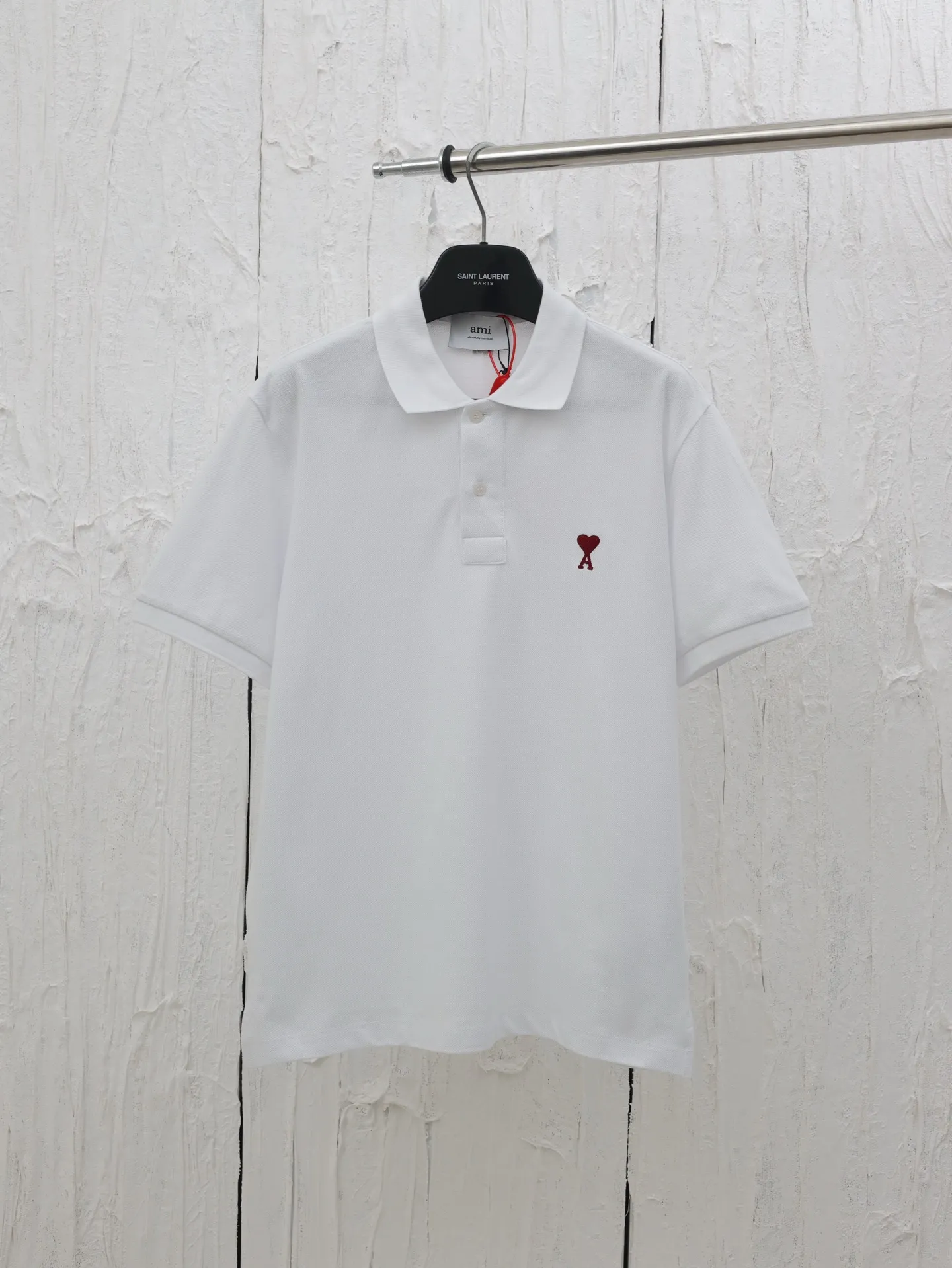 🅿️310 Ami Paris*/25 new love embroidered Polo shirt adopts imported machine embroidery technology and uses advanced computer control system and precision mechanical components to realize Ami love embroidery operation with high precision. The lines are smooth and delicate. The fabrics have been washed and feel better. Not easy to deform, not easy to shrink, not easy to fade, and maintain long-term beauty. Size: S/M/L/XL
