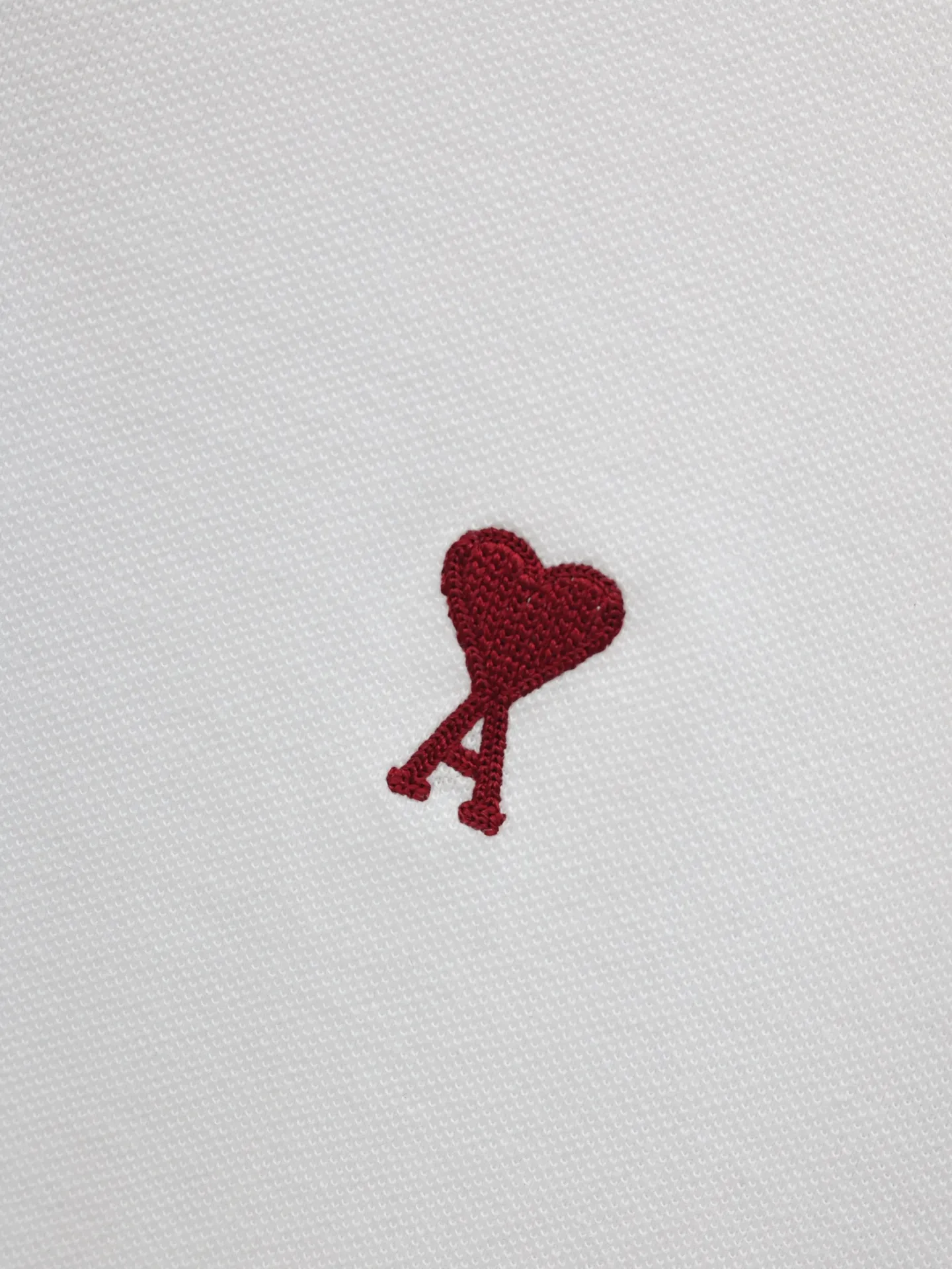 🅿️310 Ami Paris*/25 new love embroidered Polo shirt adopts imported machine embroidery technology and uses advanced computer control system and precision mechanical components to realize Ami love embroidery operation with high precision. The lines are smooth and delicate. The fabrics have been washed and feel better. Not easy to deform, not easy to shrink, not easy to fade, and maintain long-term beauty. Size: S/M/L/XL