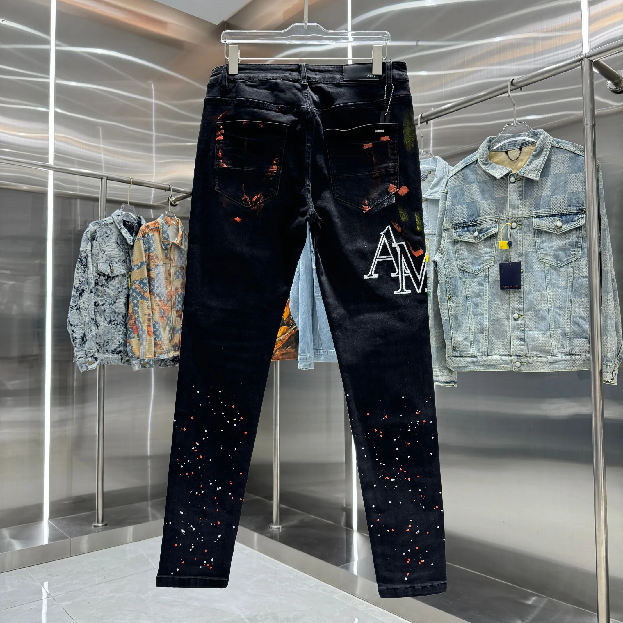 P290 Amiri graffiti letter embroidery street fashion slim fit stretch jeans Color Black Size 30 32 34 36 38