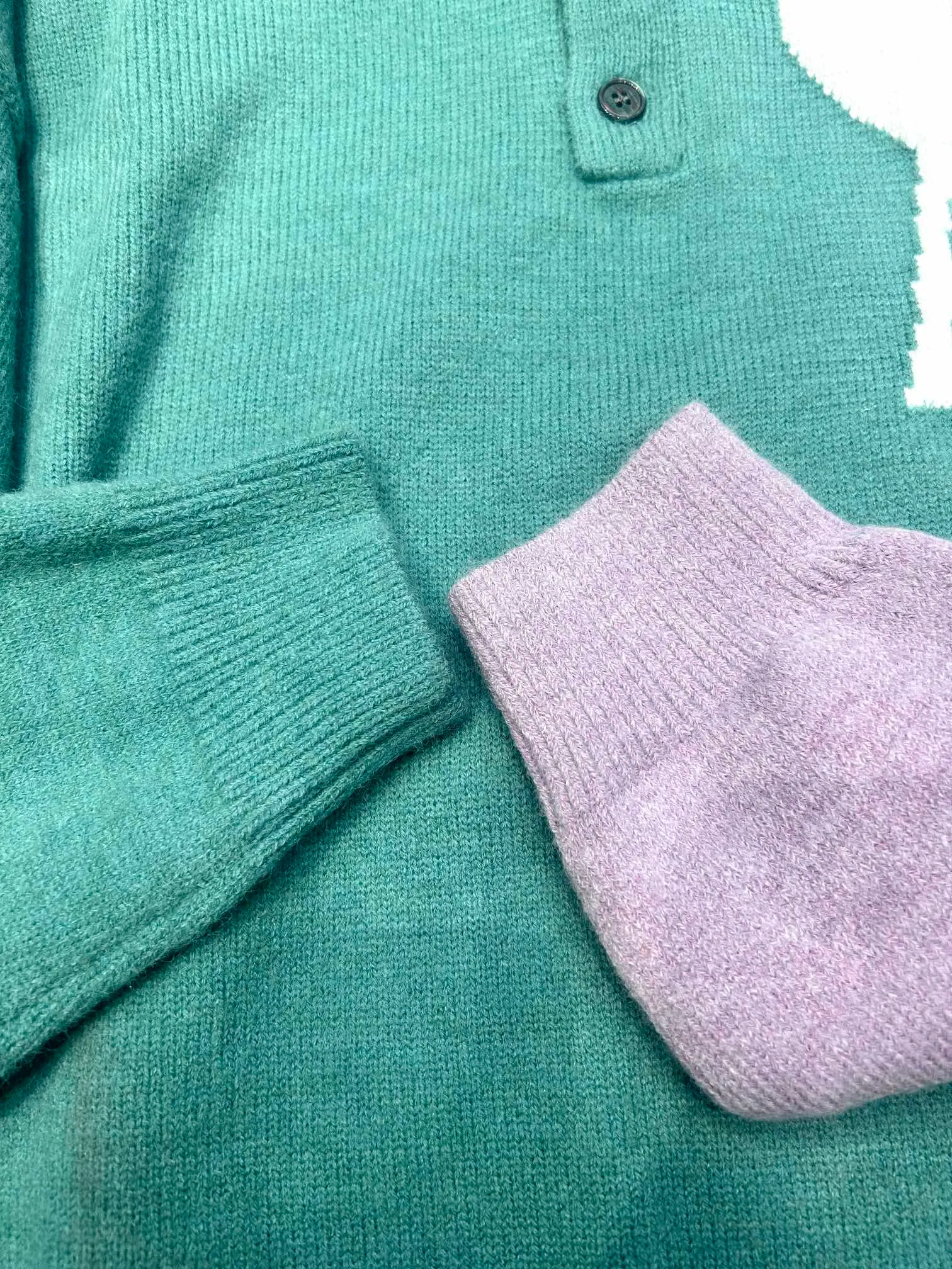 🅿️220 AW12# #Amiparis autumn and winter knitted polo versatile sweater for men and women Size: S M L XL Color: Yellow Purple Military Green Grass Green