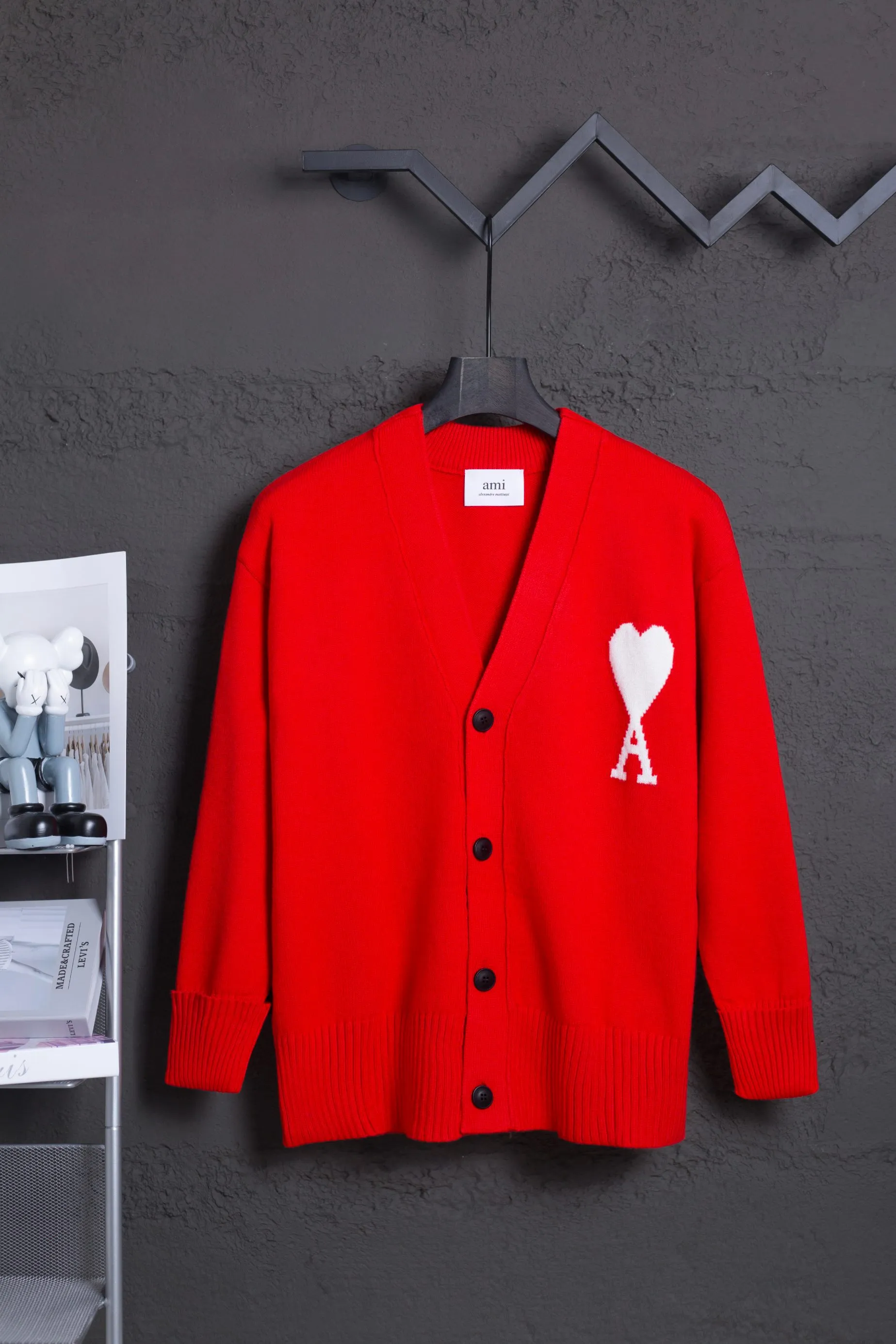 P186 Style No.: MQ802 AMI Classic Big Love Series Jacquard Cardigan Sweater Highest Version Supports Comparison Color: Red, Size: S-XL