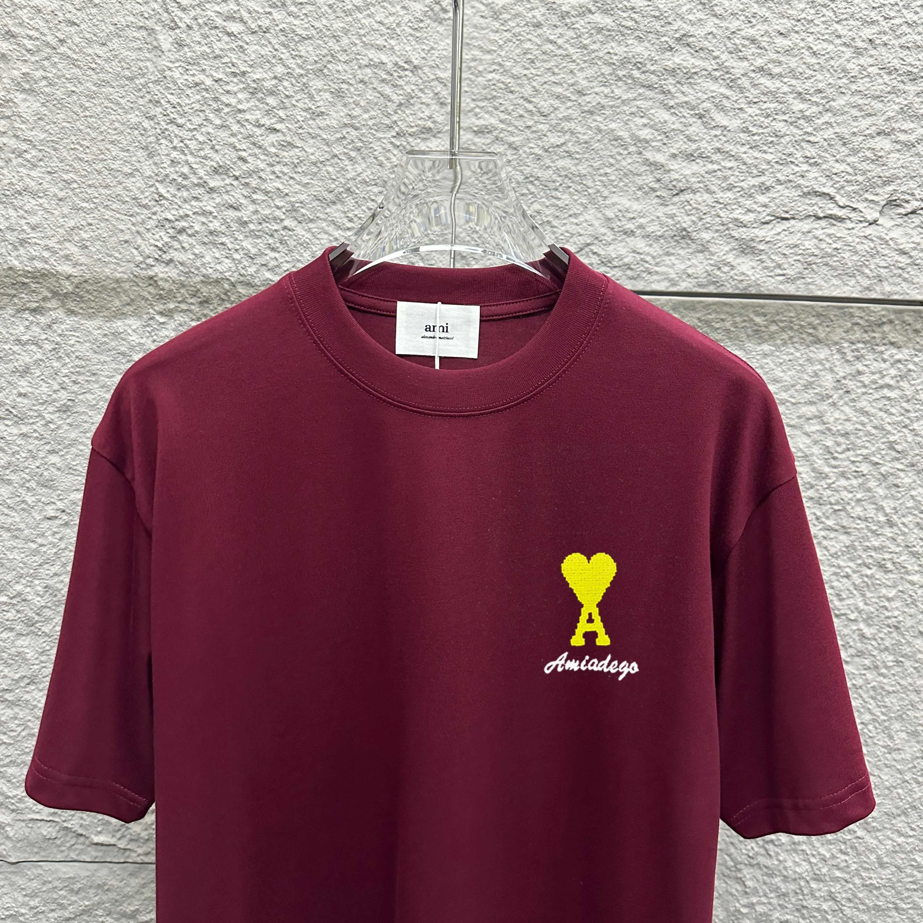 🅿️180 Ami* 2025 spring and summer new style Embroidered yellow love letters Customized double yarn plain cotton fabric Short-sleeved T-shirt Unisex Color: Black White Floral Gray Angora Red Size: S (90-130 catties) M (120-150 catties) L (140-165 catties) XL (160-180 catties) XXL (180-210 pounds)