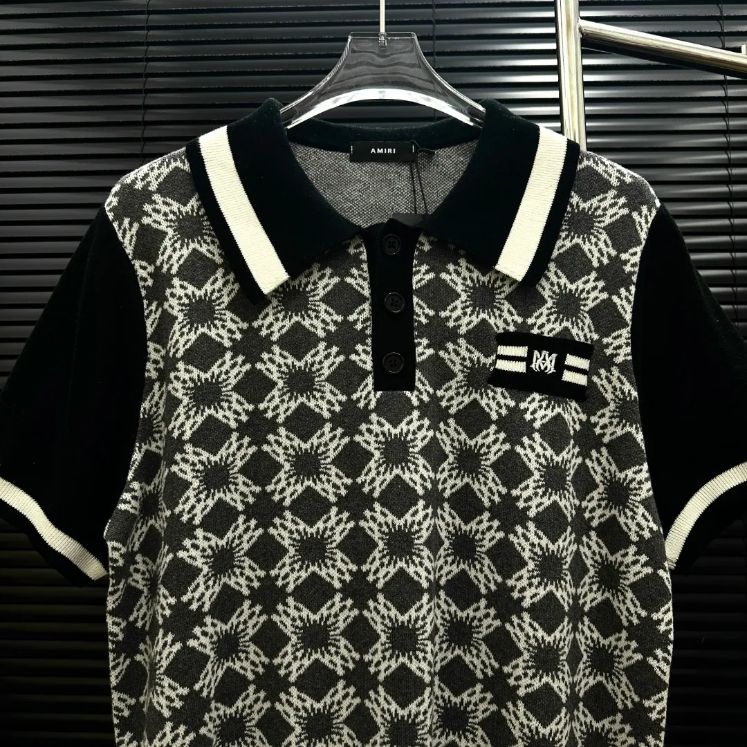 P280 Style: AMIRI full-print knitted POLO short sleeves Size: S-XXL Fabric: Wool blend Accessories: Full set of customized original accessories No gender distinction, same style for men and women