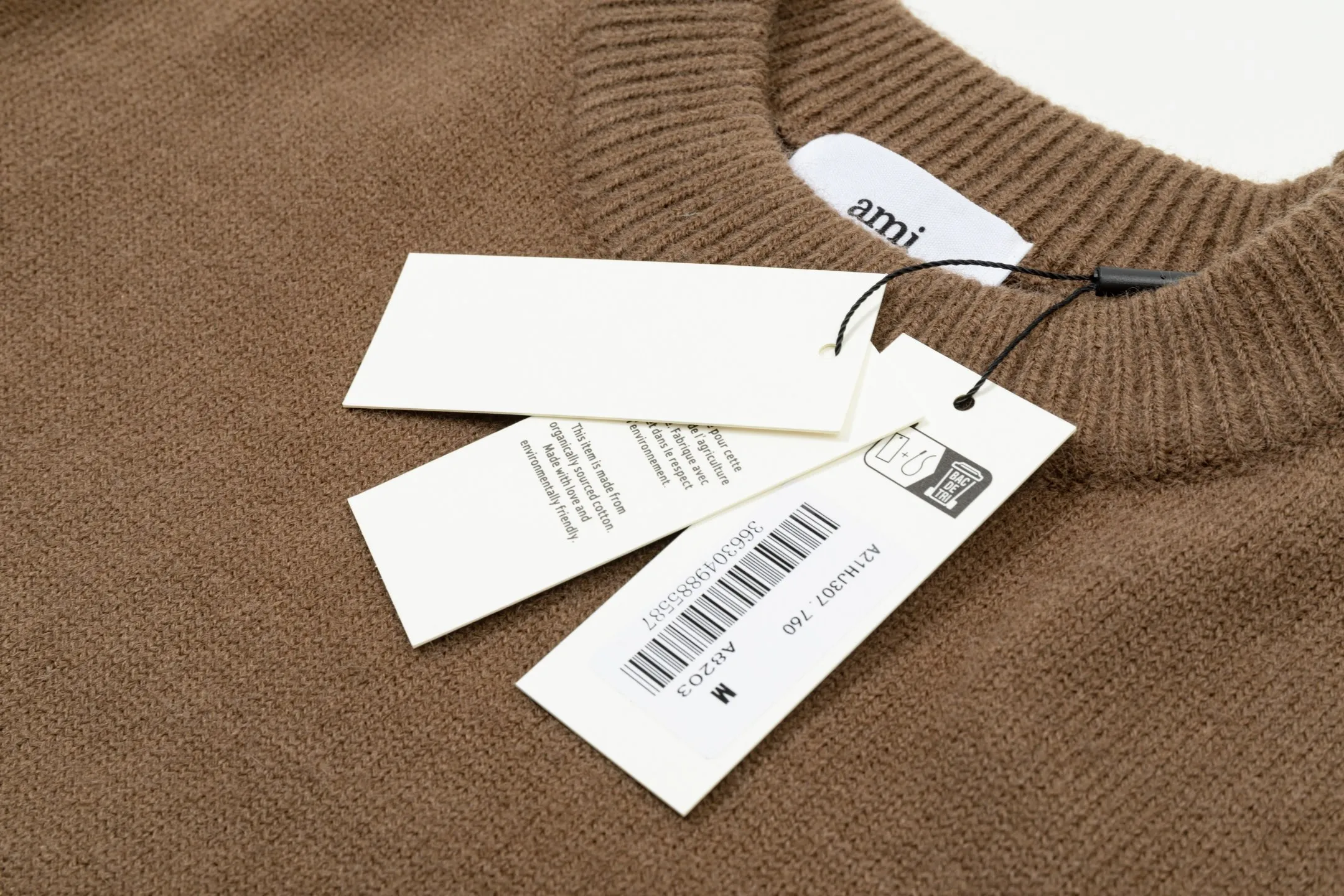 8203# Ami Paris2025 [New product for autumn and winter] White love jacquard ADC alpaca blended loose sweater round neck pullover sweater, same style for men and women, Oversize version Color: Brown Blue Light Gray Light Yellow Light Pink Size: S-XL