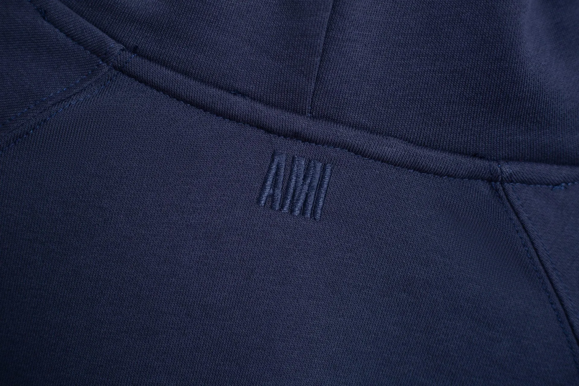 P176 AMI 25 new autumn and winter towel embroidered big heart towel embroidered raglan hooded sweatshirt, customized 360g pure cotton fabric, high version, new main wheat, washed wheat, same style for men and women, color: royal blue, size: S-XL