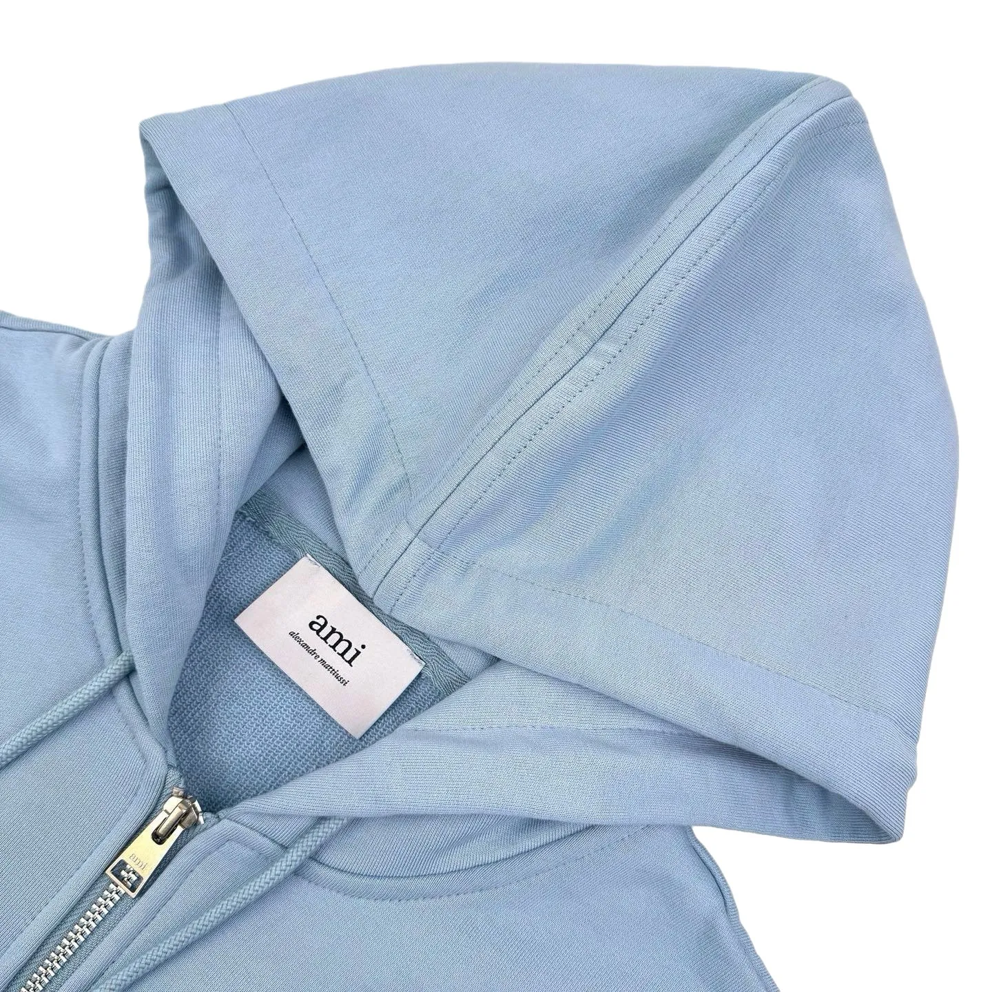 🅿️480 [Exclusive supply] Ami love embroidered hooded jacket (blue). Original purchase and development of 3,400 yuan. The fabric is made of customized mercerized cotton. It feels delicate and comfortable against the skin. It is based on matte gray. It comes with a soft light filter. The black silk thread dances on the chest with love embroidery. It is low-key and powerful. The French romantic code is engraved. It is the ultimate simplification of color. It also conveys the love and persistence of life. Use simplicity to control complexity, outline the silhouette with freedom, and use imported machine embroidery technology. Use advanced computer control systems and precision mechanical components to realize Ami love embroidery operations with high precision. The lines are smooth and delicate, and the fabrics have been washed. It has a better hand feel and texture. It is not easy to deform, not easy to shrink, not easy to fade, and maintains long-term beauty. Size:S-M-L-XL