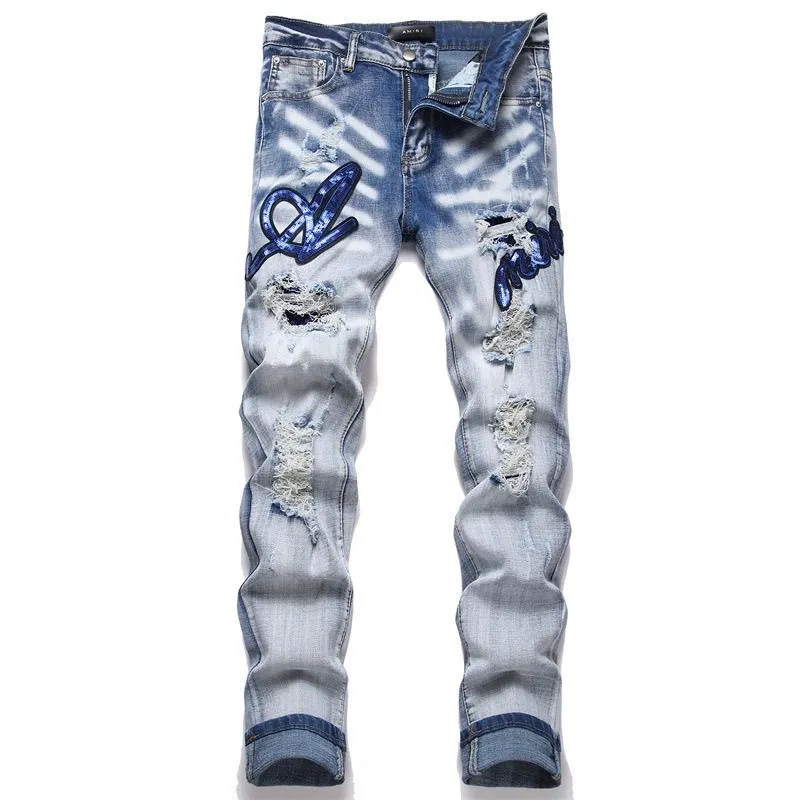 P180 Top replica AMIRI denim shorts AMIRI high street basic ripped tight stretch jeans trousers Amiriamiri is transliterated as Emil, which is the name of the founder. Mike Amiri, the founder of amiri, grew up in Los Angeles, USA. He was influenced by the local street culture Rock since he was a child, so he founded the amiri brand named after himself. A variety of trendy clothing meets the needs of different fashion players. Amiri clothing has novel and unique styles and is a well-known street brand in the United States. Many of its styles and styles are loved by many street photographers. Various clothing styles meet the needs of different people, show their unique temperament, and show the trend of dressing. amiri's jeans are relatively famous. Not only do they have many styles, but the quality of the jeans is also very good. Many celebrities have also worn amiri brand jeans. Fashionability.  Color; picture color Size: m l xl xxl