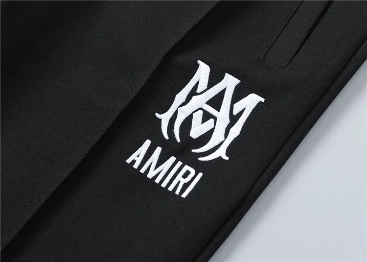 P580 🌸🌸🌸 Amiri 2025 Autumn and Winter New Style Suit High quality, top version trading company channel order, overseas boutique exclusive limited sale, classic is eternal, it is definitely worth buying! This type of suit is also a must-have. You don’t have to think about how to match it, you can just get it in one set! Customized fabric, smooth to the touch, yet stiff and stylish, giving the upper body a full texture! The overall design is simple and elegant without losing style. It has a strong sense of upper body and is definitely at the forefront of fashion. It is very comfortable to wear. There is no need to say much about the style and cut of the pants. The upper body is exquisite and vivid. It is a truly top-notch casual suit that can be used in various occasions whether it is sports or leisure time! ! !   Three complete standards Color: Picture color Size: M, L, xL, xxL, xxxL