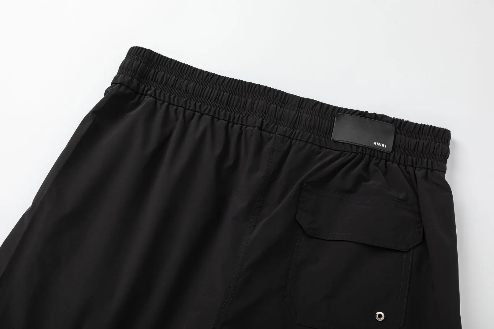 DK021#P220, AMIRI printed logo, cool and skin-friendly casual sports beach pants, color: black, size: S M L XL