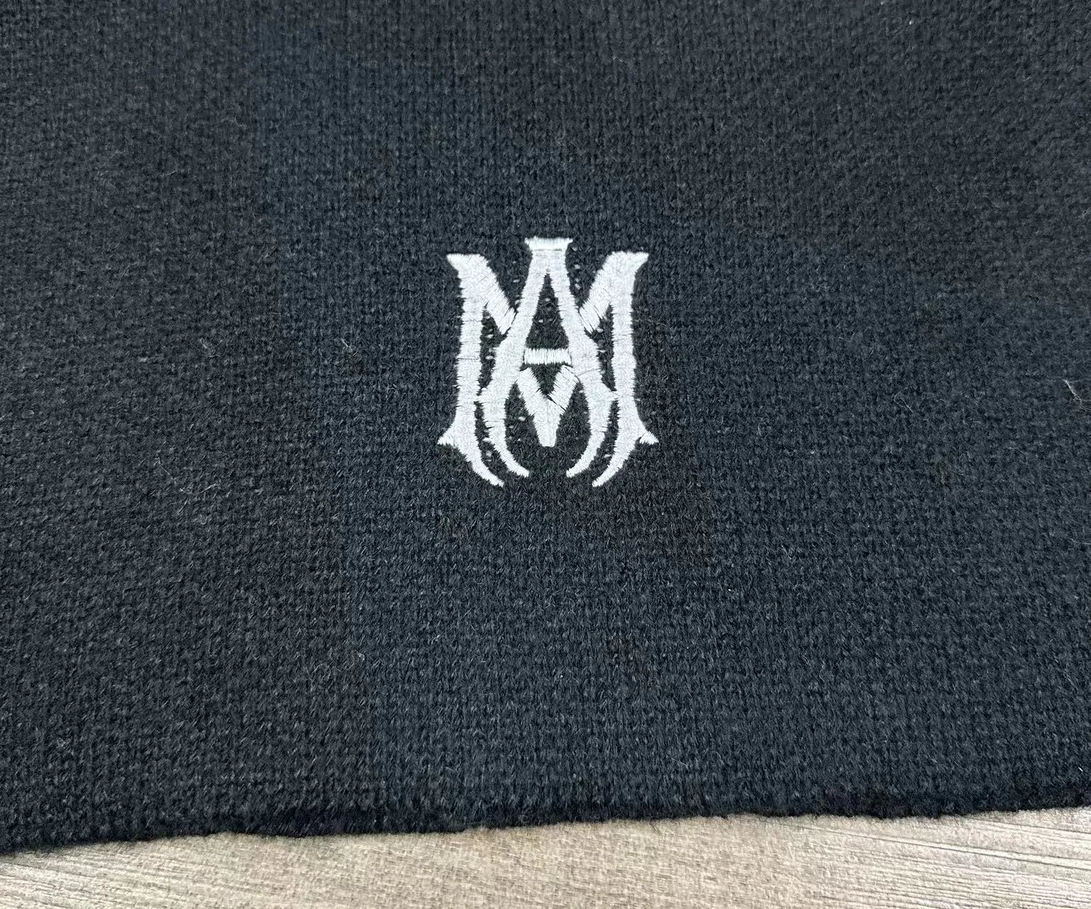 P300 AMIRI vest sweater suit, classic logo jacquard on top, exclusive logo embroidery on shorts, color: white, black, size: S M L XL XXL