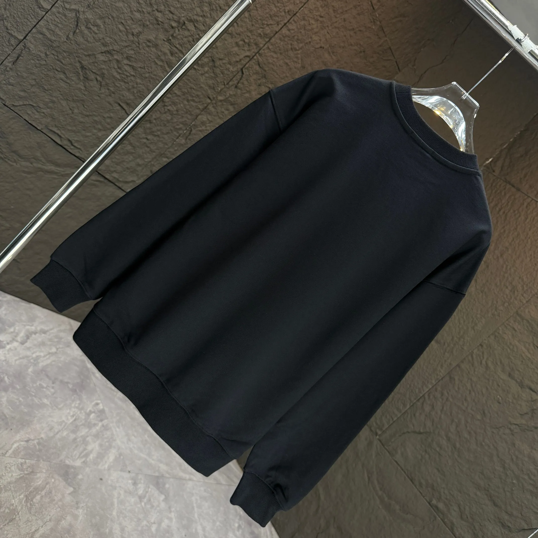 P200 AMIRI* 2025 autumn and winter new round neck sweatshirt 400g terry cotton letter logo three-dimensional foam Color: Black White Gray Purple Size: S M L XL XXL