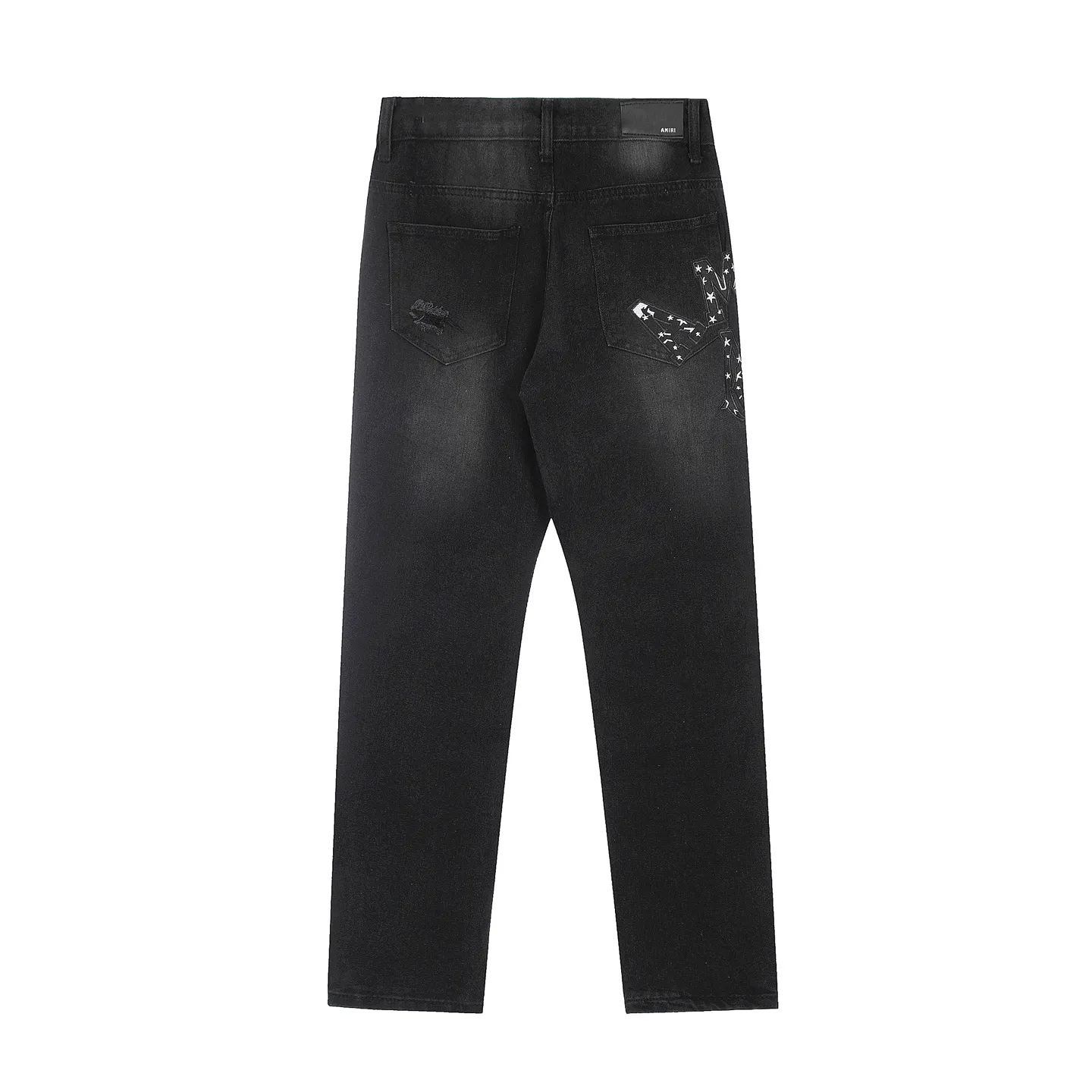 M21 P168💰 Amiri classic embroidered leather ripped letter jeans slim fit jeans produced by a large washed factory. Full of high-end feel. Knee part destroyed design with leather patchwork design. Already used as facade design. Leather waist nameplate. The focus of this style is not on washing, but on the shape and version of the damage. The secret lies in the craftsmanship of the master. Later fraying, horse cutting, knife cutting, etc. The cost of these handmade products is far beyond comparison with assembly line products. Color: Picture color Size: 30-32-34-36