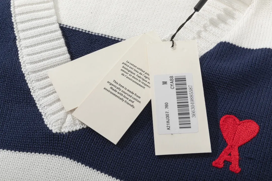 A088# AMI Paris2023 new sleeveless striped sweater vest vest with small love heart towel embroidery on the chest. Carefully woven with cotton and wool blended yarn. Same style for men and women. Color: black and white, blue and white. Size: S-XL.