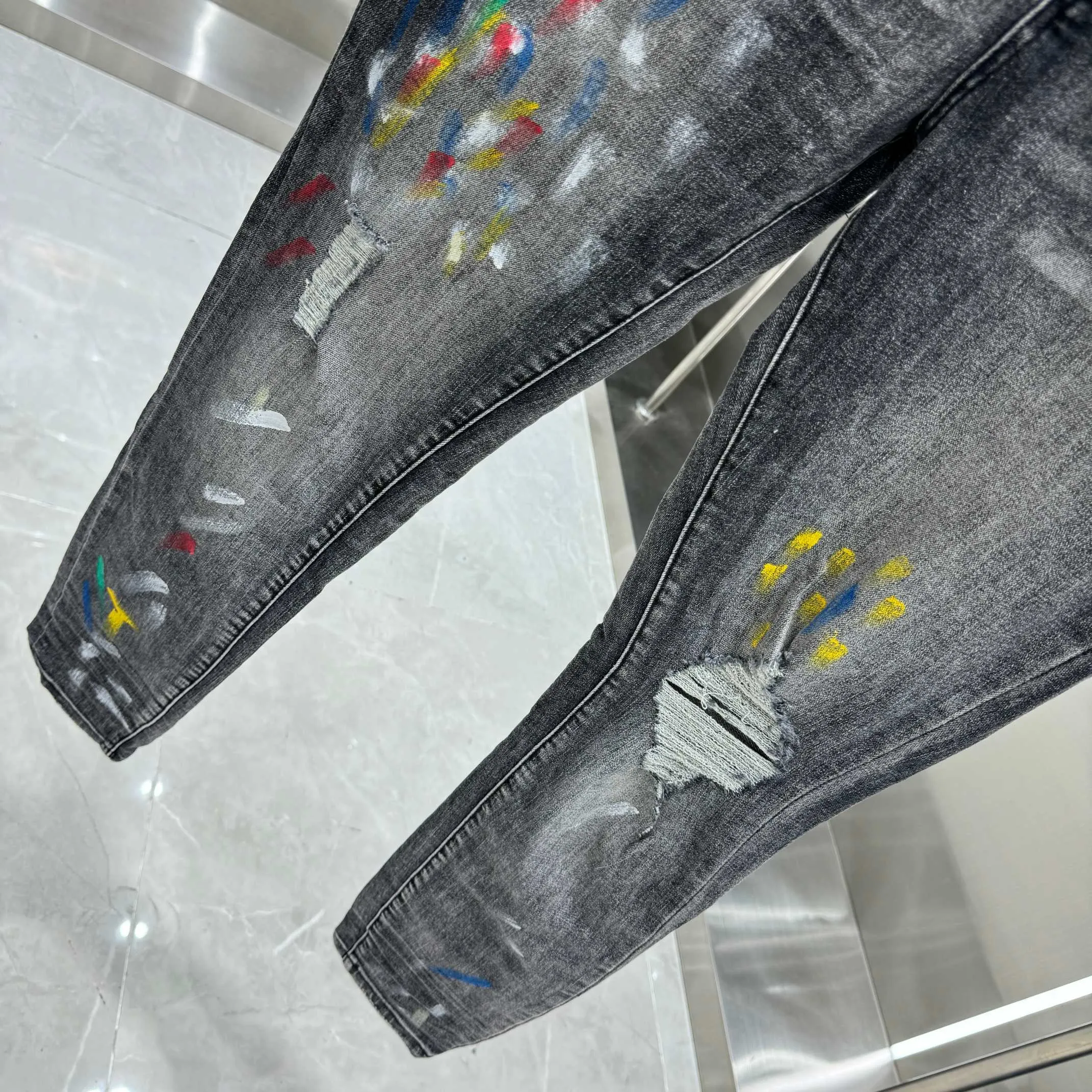 P290 Amiri ripped graffiti craft street fashion slim fit stretch jeans Color Black Size 30 32 34 36 38