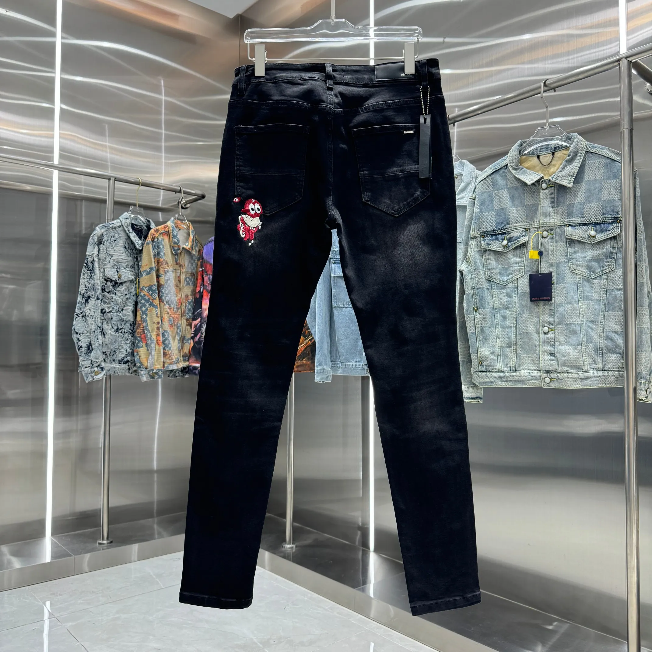 P290 Amiri ripped pattern letter embroidery street fashion slim fit stretch jeans Color Black Size 30 32 34 36 38