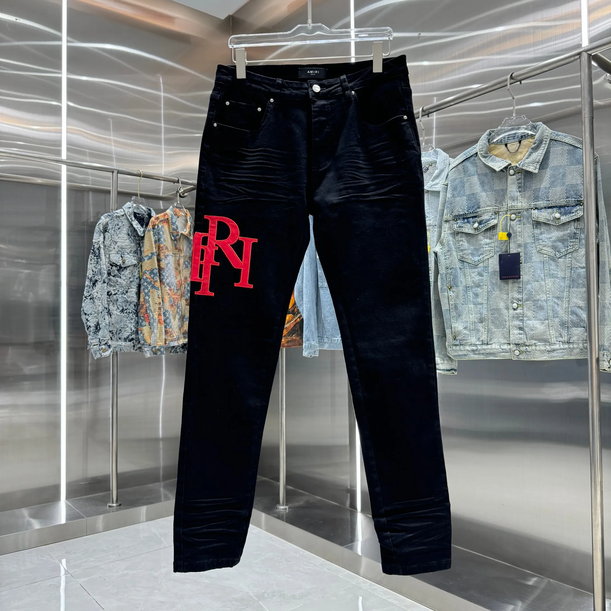 P290 Amiri letter embroidered street fashion slim fit stretch jeans Color Black Size 30 32 34 36 38