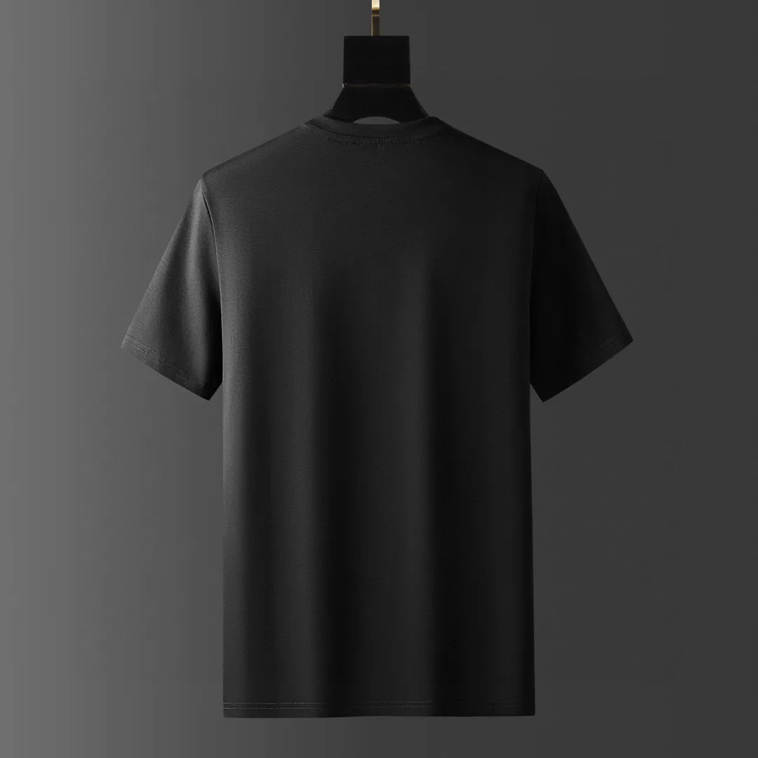 P320 [AMIRI] (Fat Man Gospel) The same style as the 2025 official website. World-renowned luxury brand. Summer men's (double mercerized) high-quality 🐂 suit. It is made of imported original fabrics. It is fashionable and trendy in the season. It is versatile and popular. Simple and elegant, precise workmanship allows you to be at the top of fashion. Size: M-5XL (can be worn up to 220 pounds)