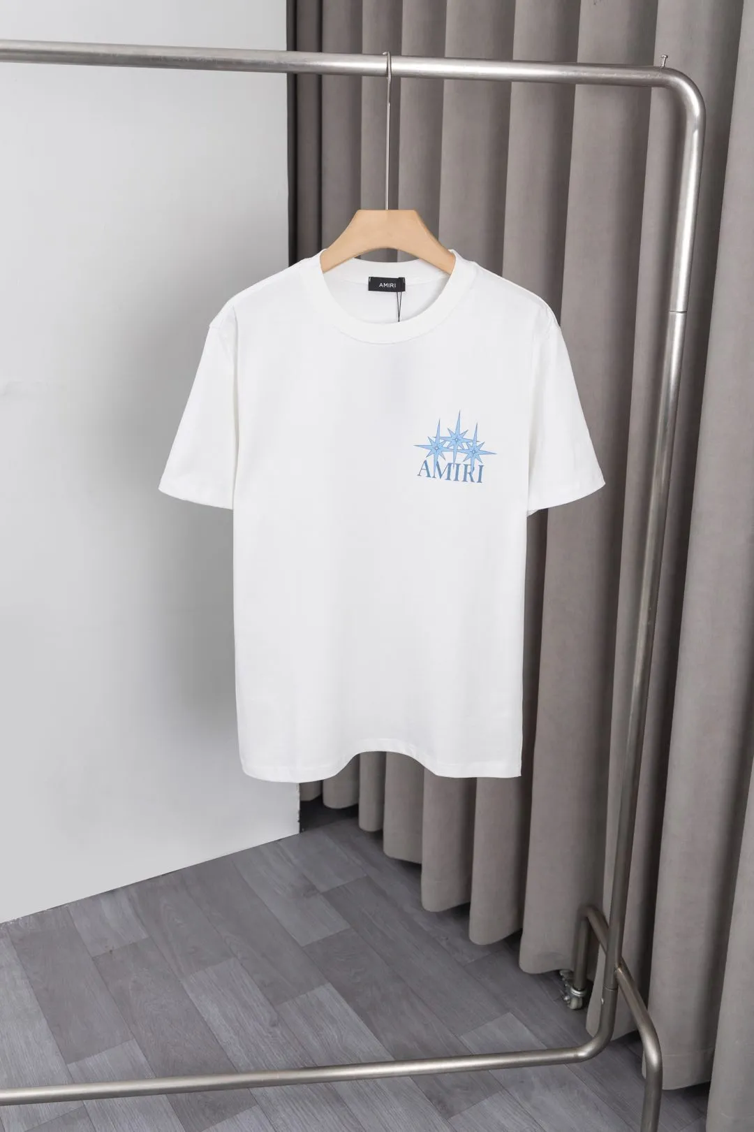 P134 S012 "𝙉𝙚𝙬♈️AMIRI" 🔥50ss new T-shirt, front and back color pattern + letter logo printing process, made of 260g double yarn cotton fabric, soft fabric, fashionable and versatile, same style for men and women. Color: black, white, size: M～3XL