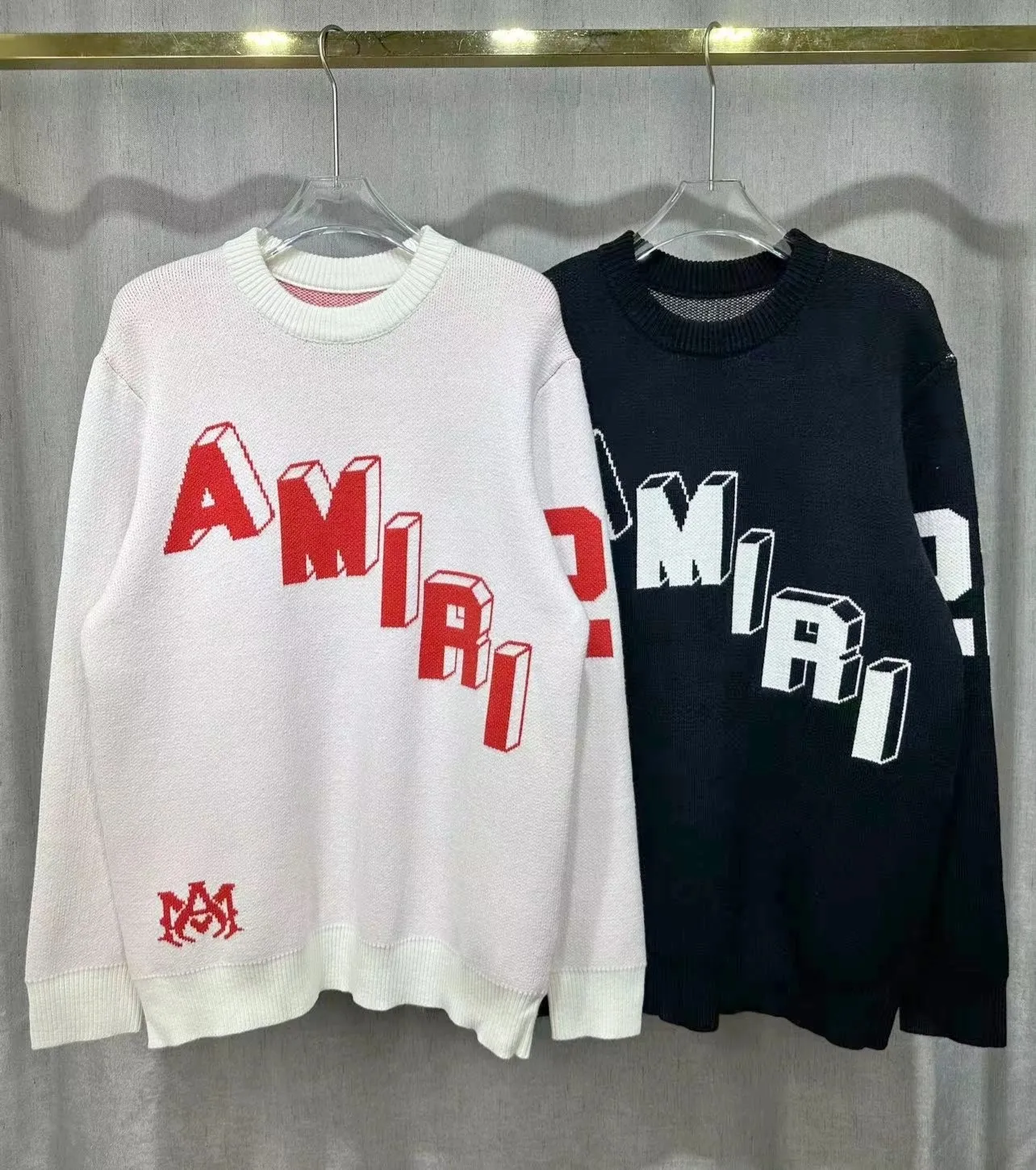 P230 🎉AMIRI new autumn and winter sweater Amiri exclusive logo jacquard on the front, 22 number jacquard on the back Color: White Black Size: S M L XL XXL