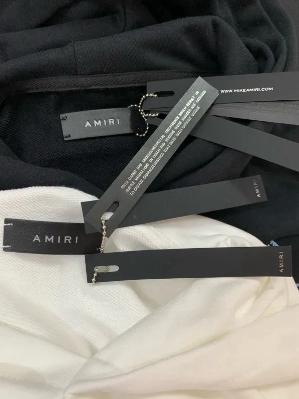 891 model P230 AMIRI real shot sweatshirt black white hanging shot S. M. L. XL