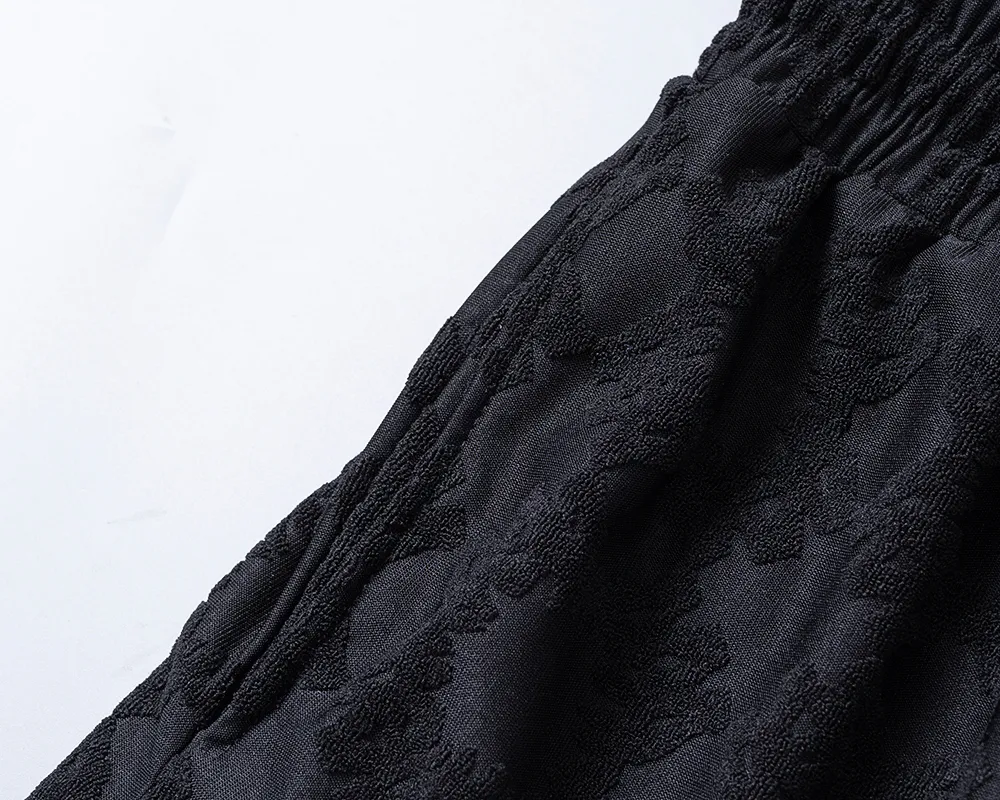 P140 Mili's 2026 spring and summer new men's casual shorts, terry jacquard fabric, stylish and handsome, comfortable fabric, rigorous workmanship, and neat wiring. Good upper body effect·Size M-3XL black