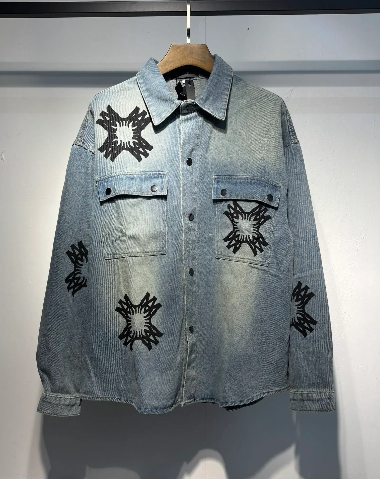 8886 p220 new AMIRI denim shirt M. L. XL