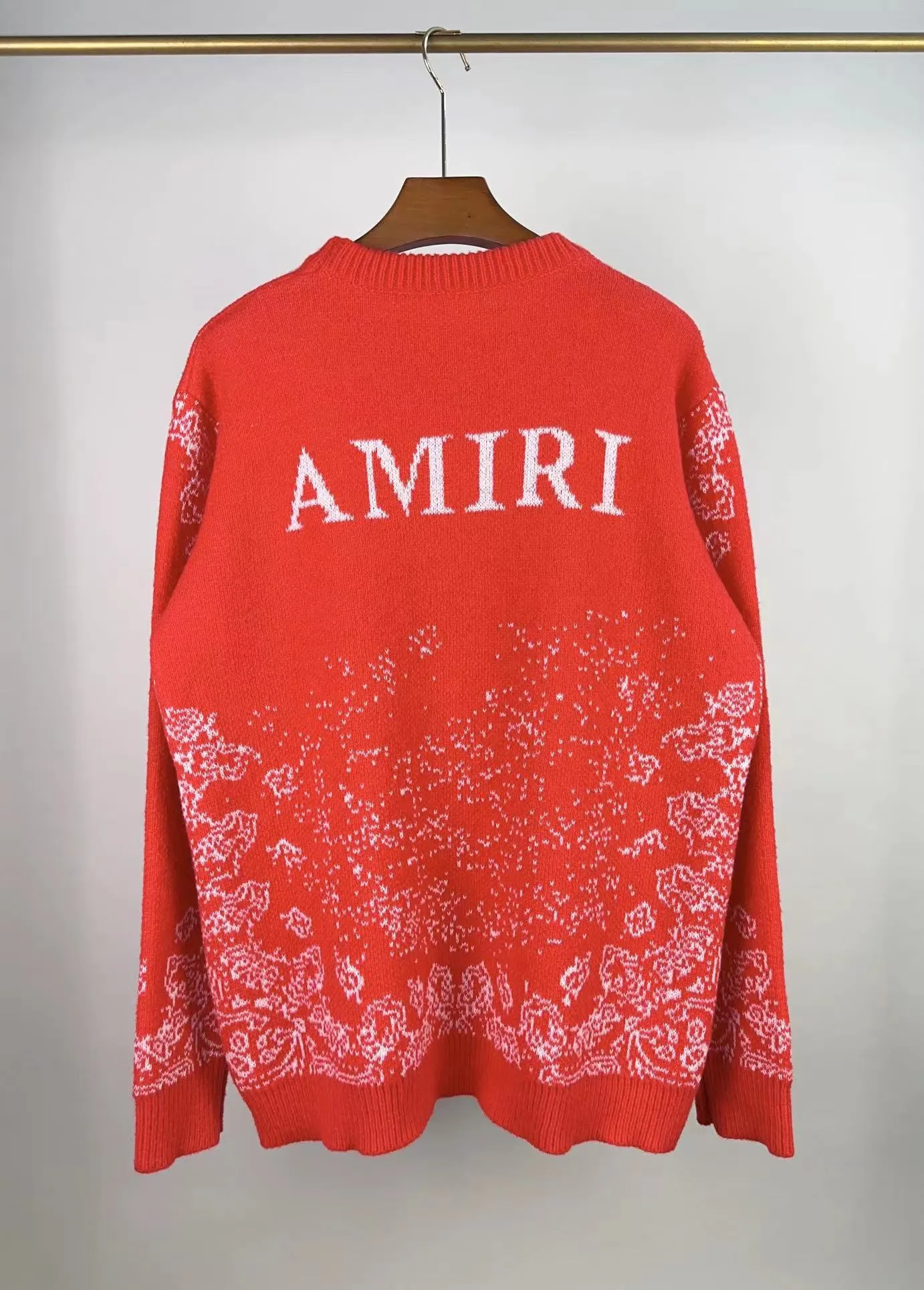 P240 🎉AMIRI new sweater Amiri exclusive logo jacquard on the front, letter logo jacquard on the back Color: Red Black Size: S M L XL XXL