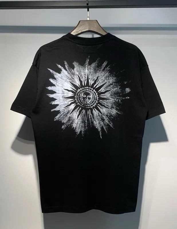 696 P120 AMIRI real shot black white hanging S. M. L. XL