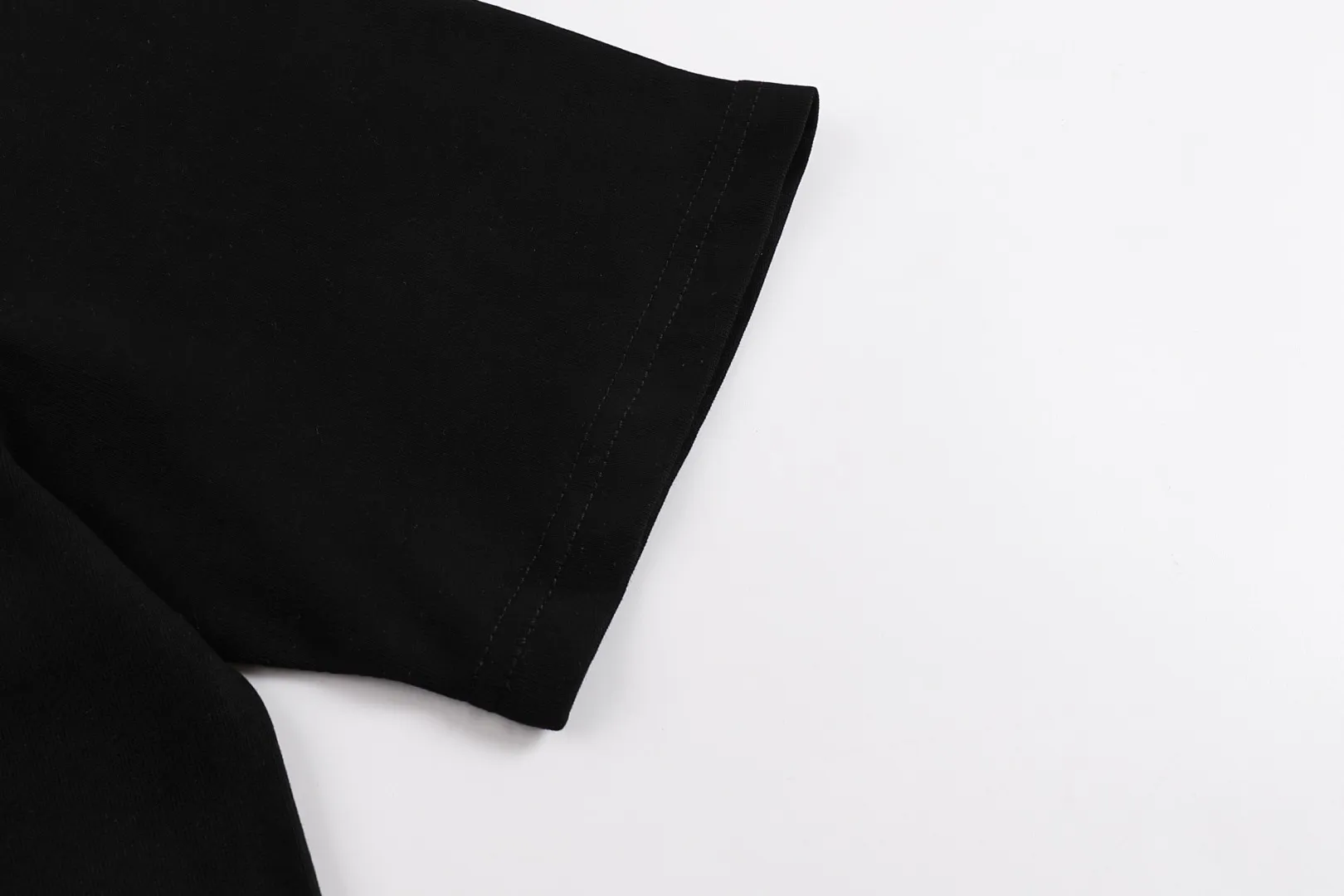 P114 Style No. 125 AMI&WDC [Cui Woo-sik co-branded model] AMI 2025 spring and summer new style short-sleeved genuine original 1;1 mold color: black Size: S-XL