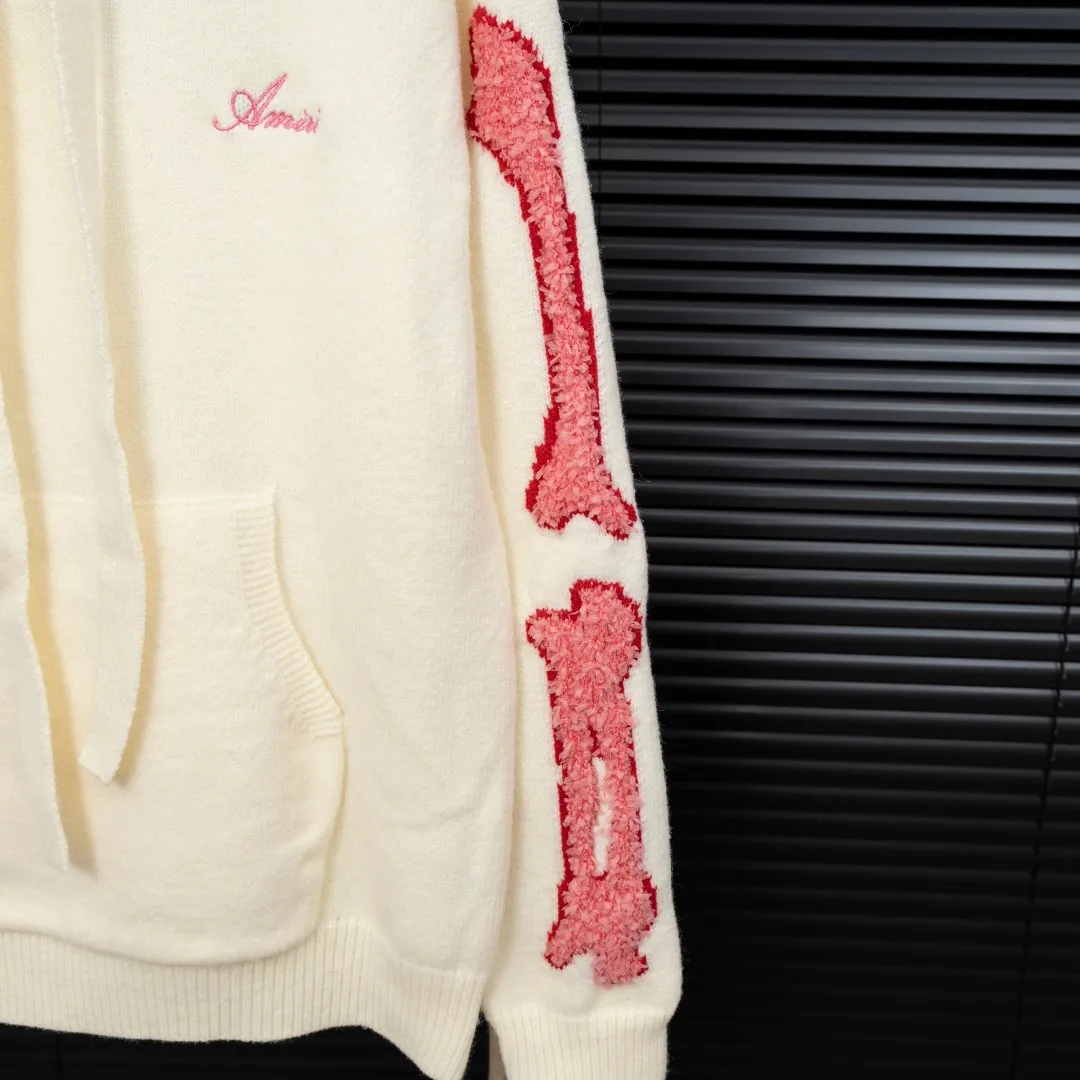 P360 Style: AMIRI Emile bone splicing hooded long-sleeved sweater Size: S-XXL Fabric: Wool blend Accessories: Full set of customized original accessories No gender distinction, same style for men and women